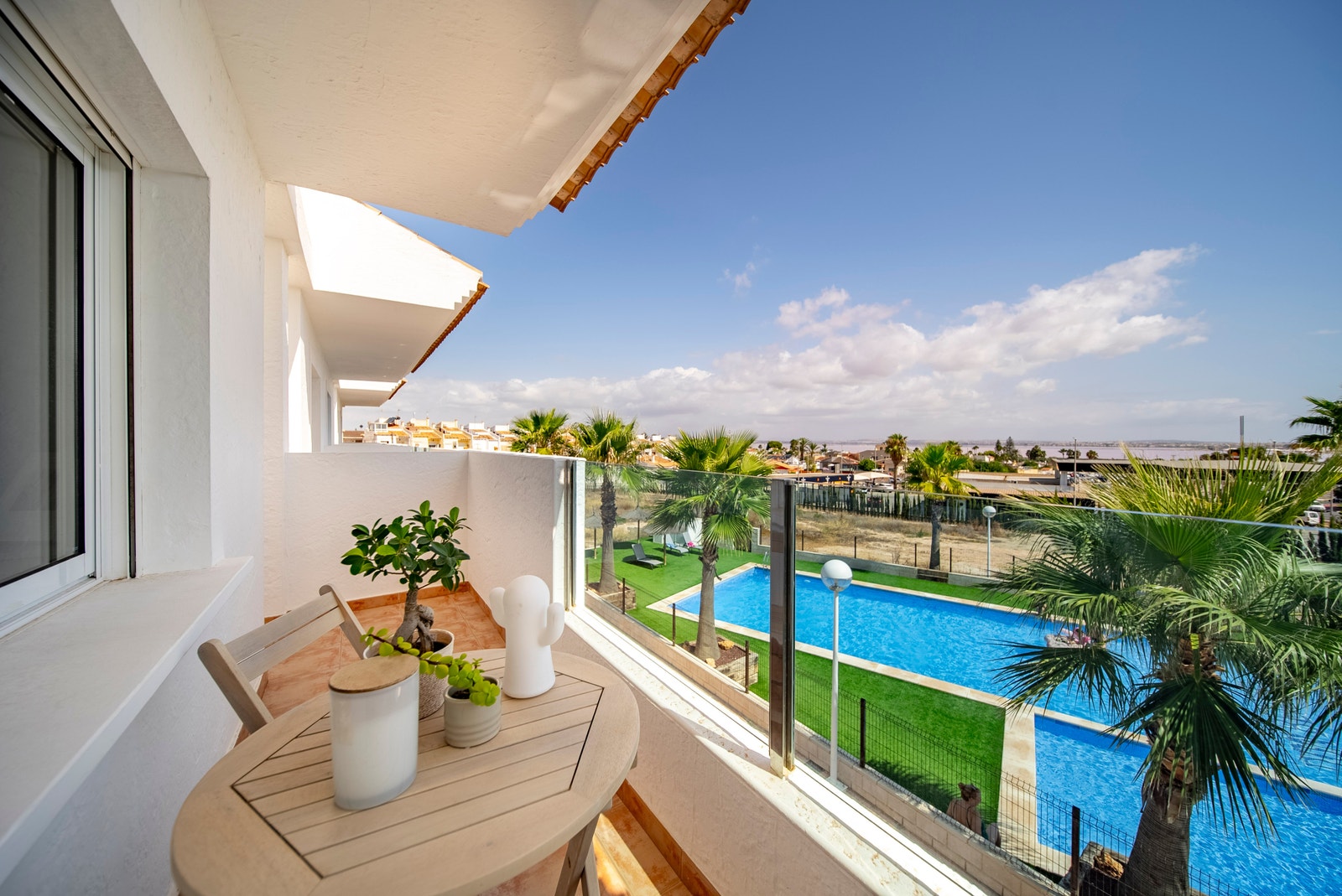 Image 0 Galleribilde