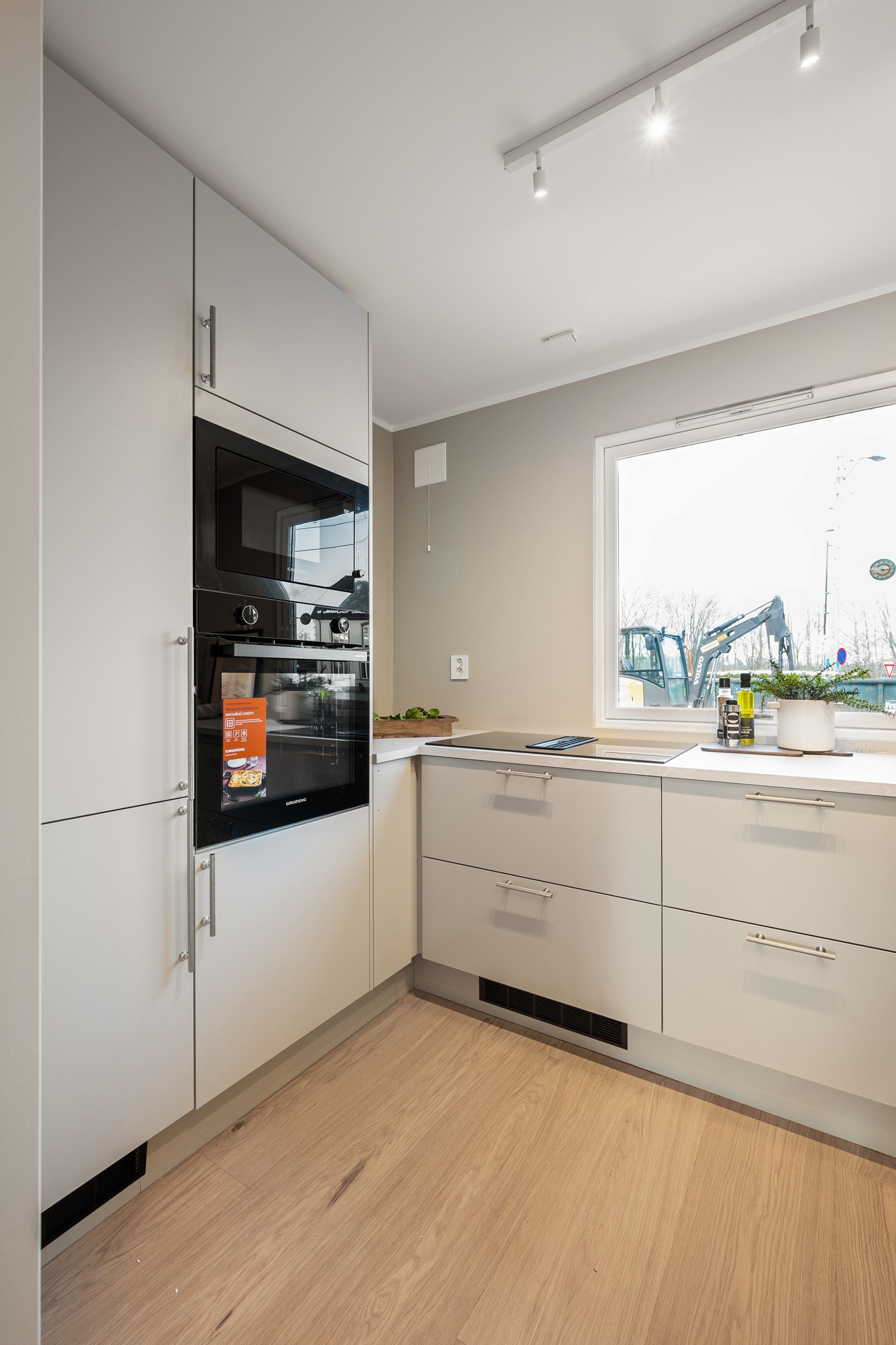 Boligen har et helt nytt og ubrukt HTH-kjøkken fra 2025 Galleribilde