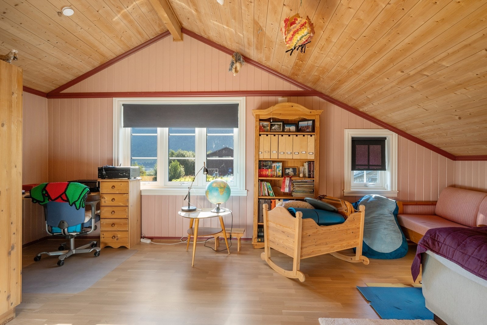 Soverom nummer to i loftsetasjen. Galleribilde