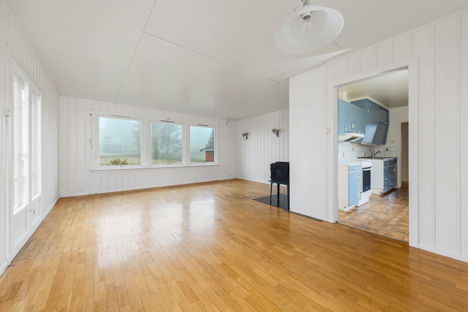 Boligen har en god planløsning med en romslig og lys stue. Galleribilde