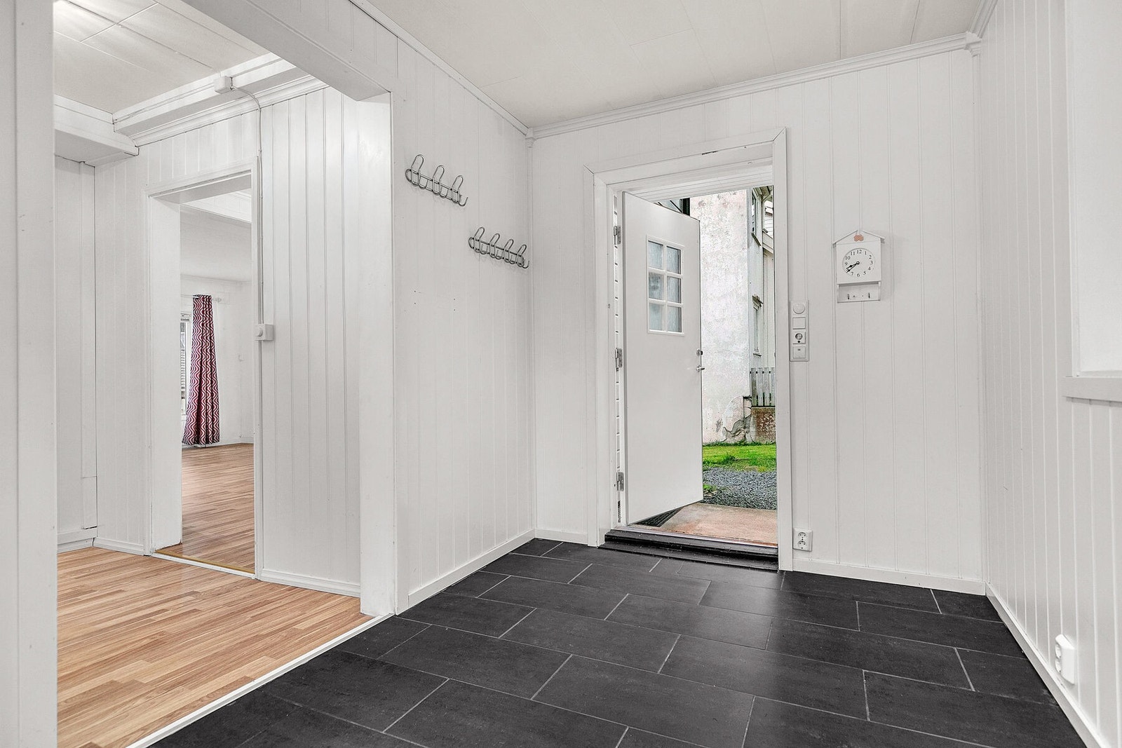 1etg - Entré/Garderobe Galleribilde