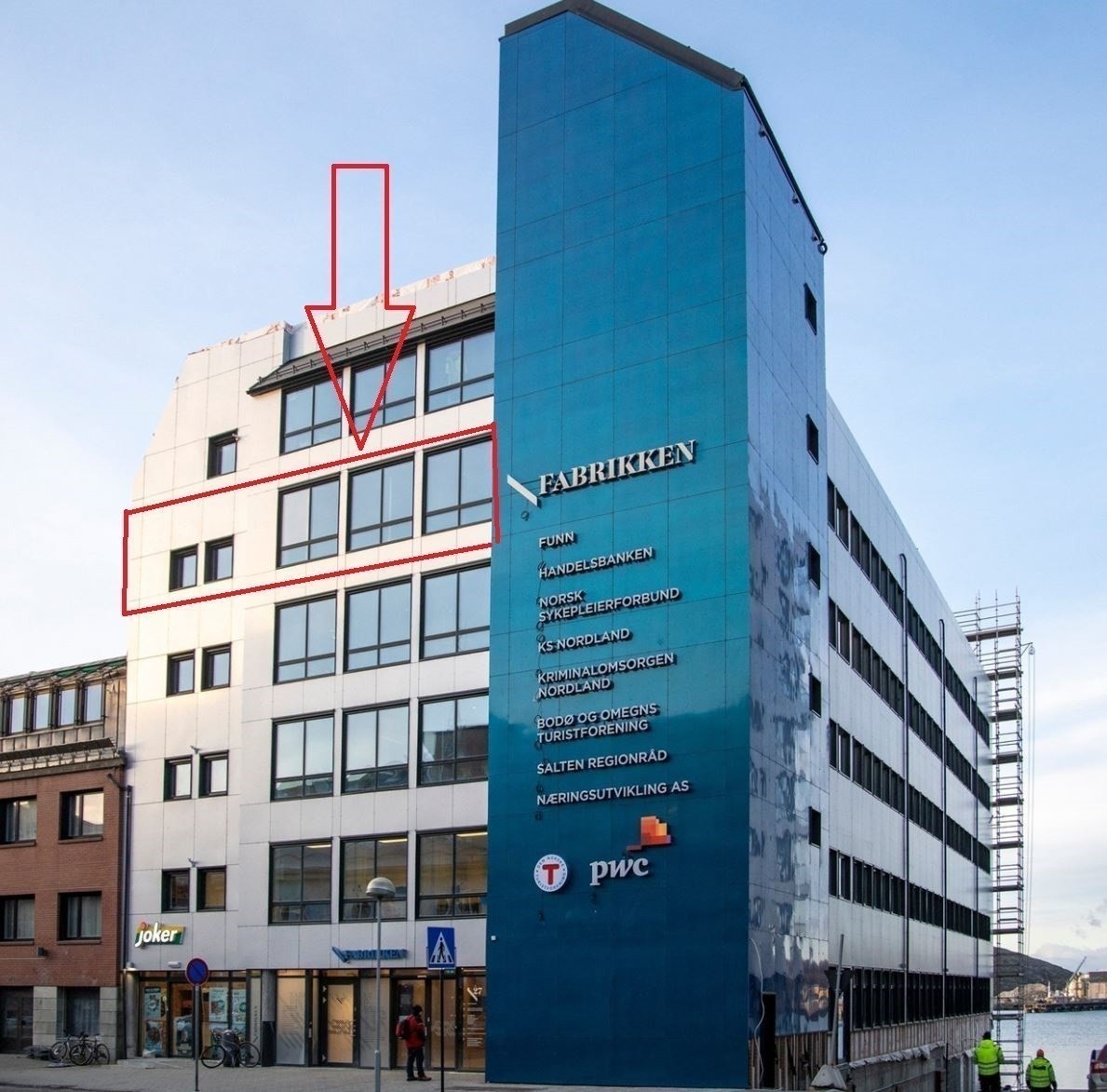 Vinduer mot Sjøgata 5.etg Galleribilde