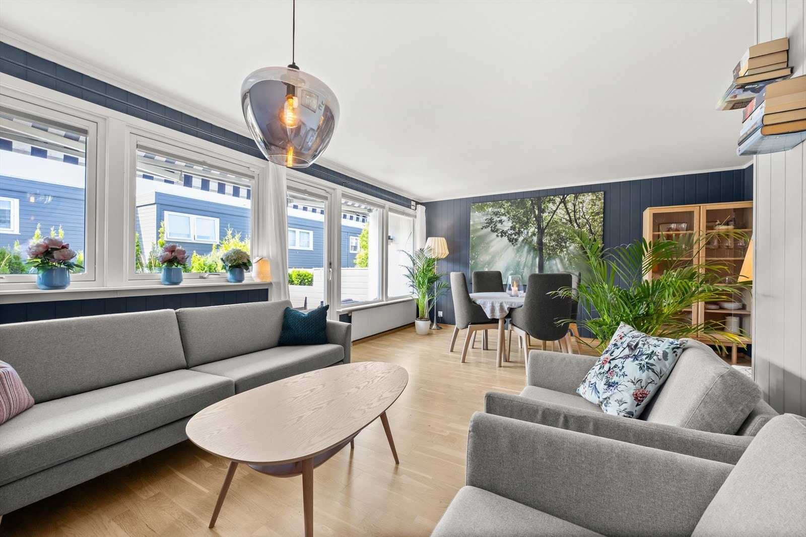 Dette er et hyggelig rekkehus med god standard Galleribilde