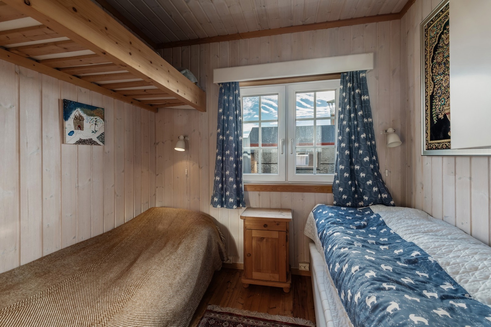 Hyttens andre soverom, med god plass til gjester Galleribilde