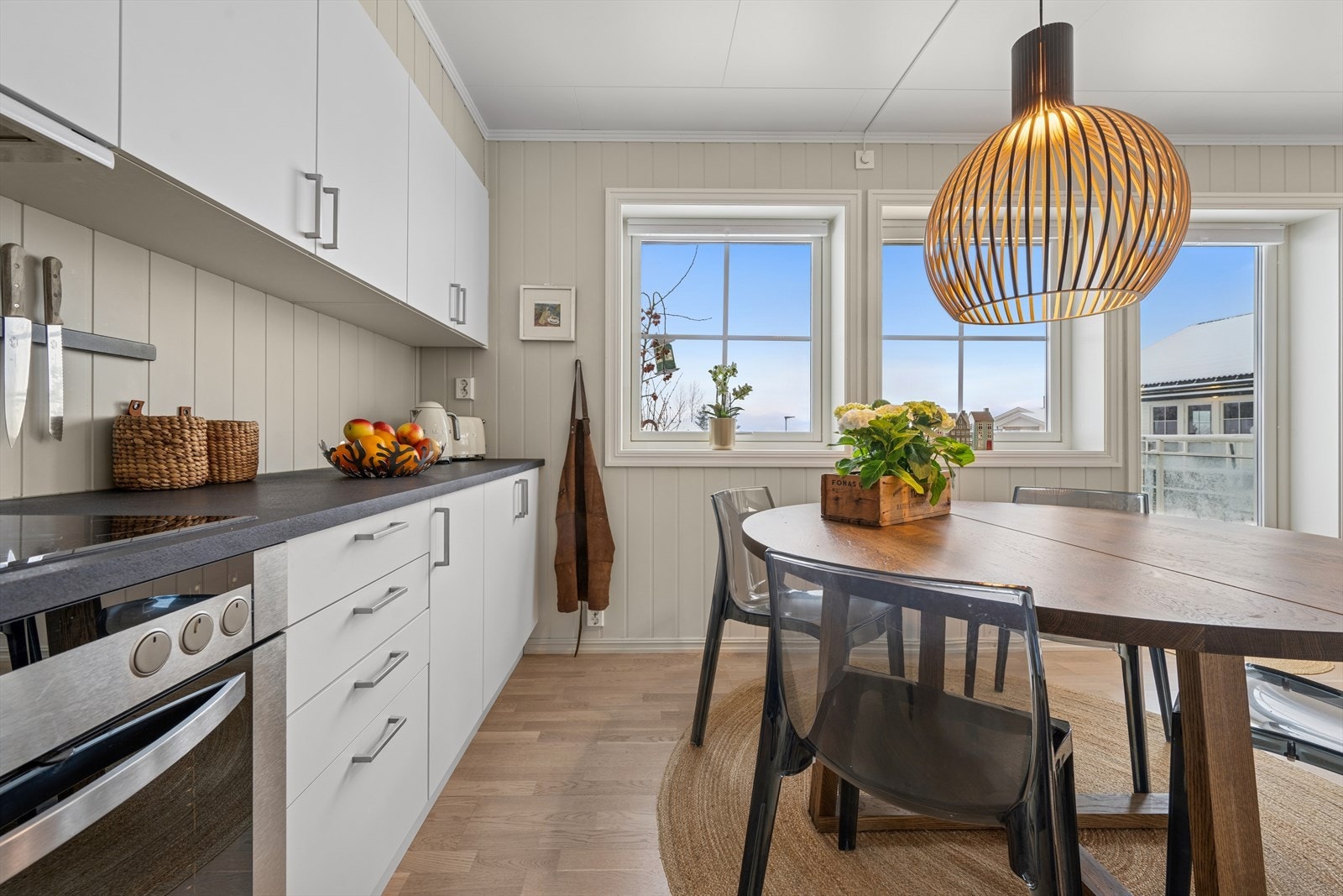 Her har du plass til en hyggelig spisestue. Galleribilde