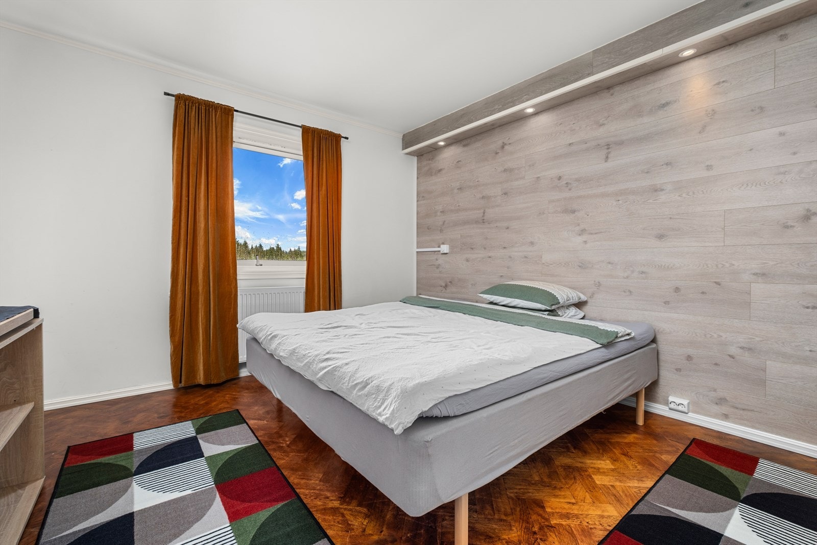 Boligen varmes opp via elektrisitet og varmepumpe. Galleribilde