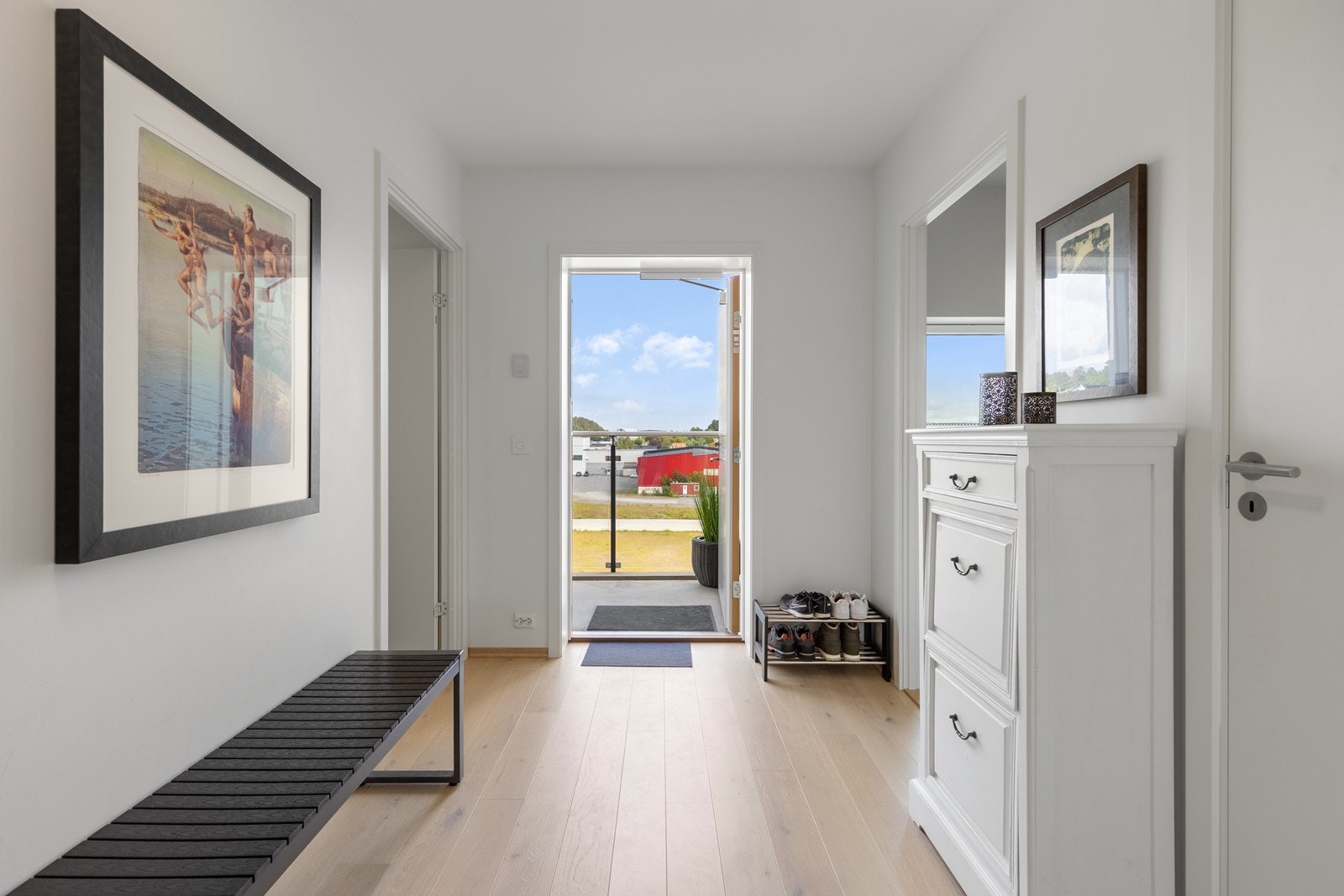 Her er det bare å ønske velkommen inn til din drømmeleilighet! Galleribilde