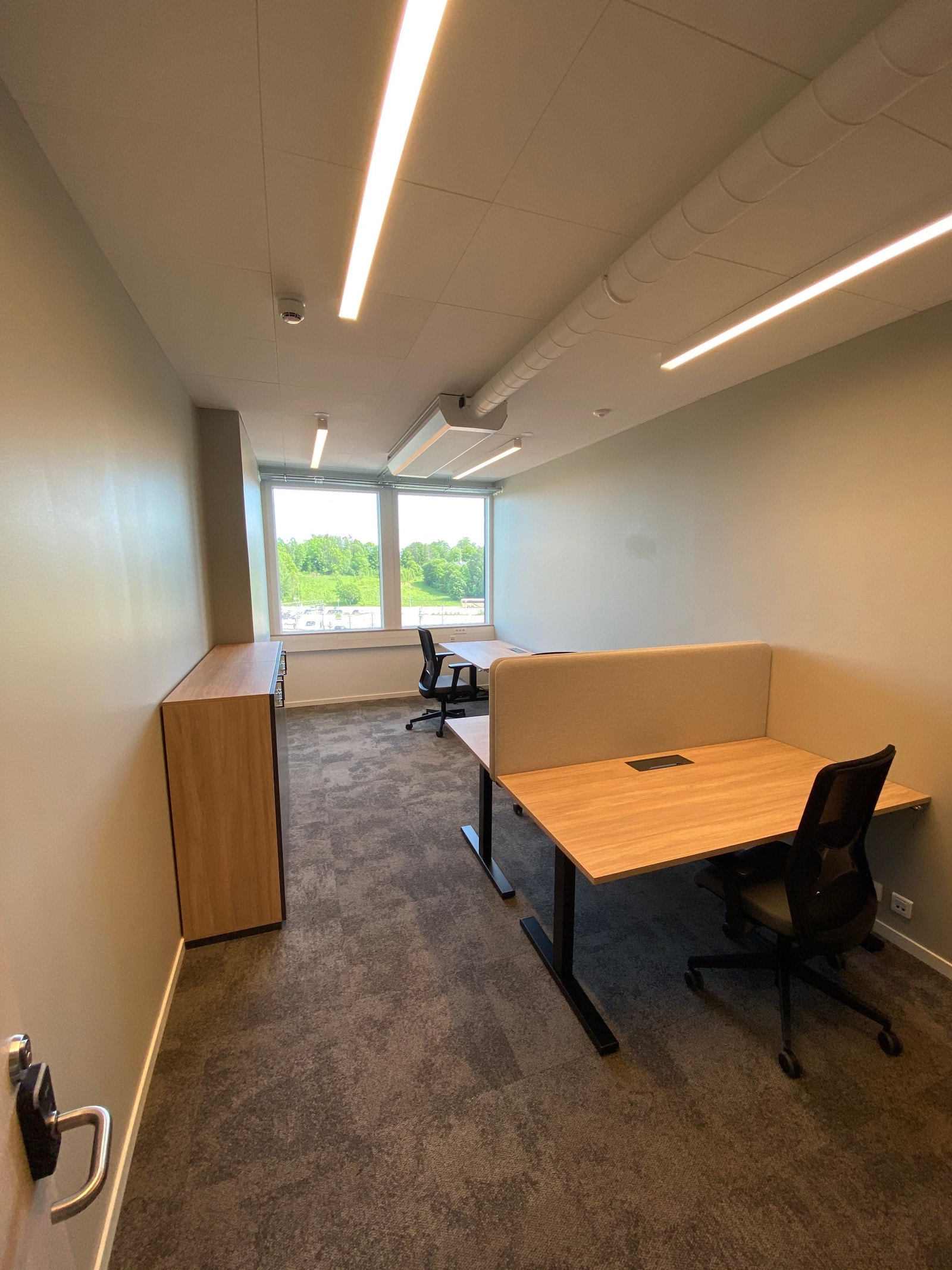 Teamkontor for 3 personer Galleribilde