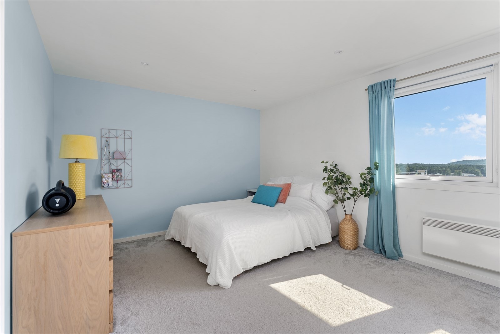 Soverom underetasje - Etasjen inneholdt tidligere 3 soverom Galleribilde