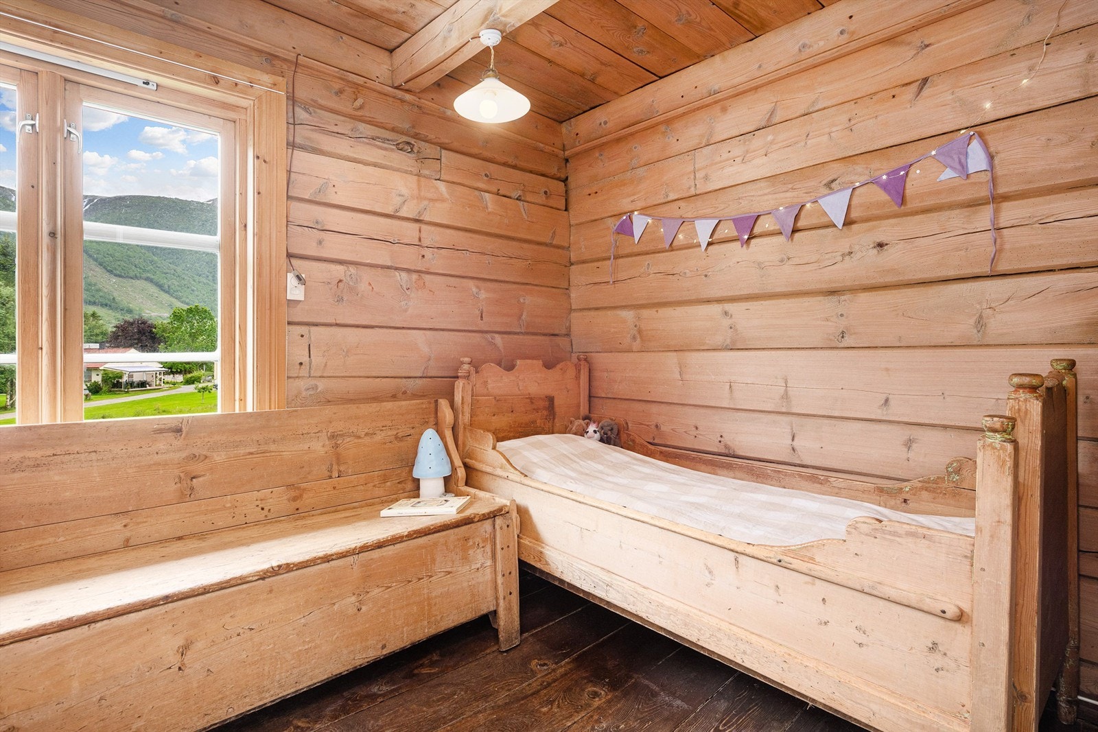 Soverom på loft Galleribilde