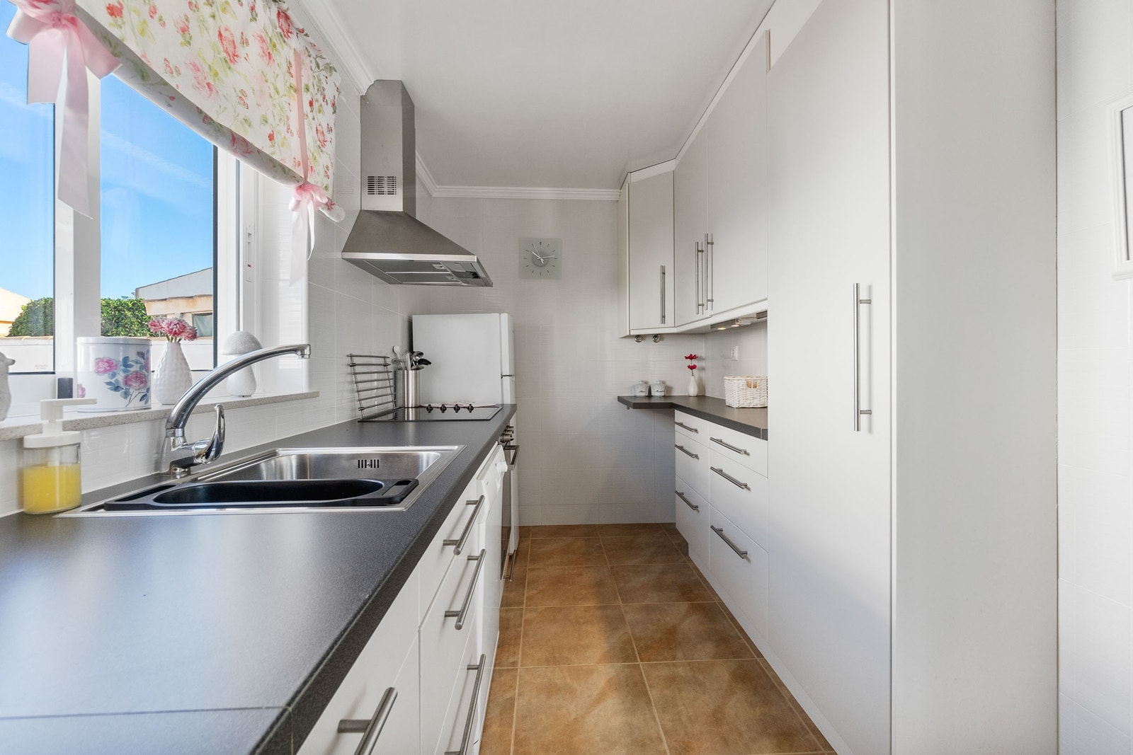 Kjøkken i kgjestehuset Galleribilde