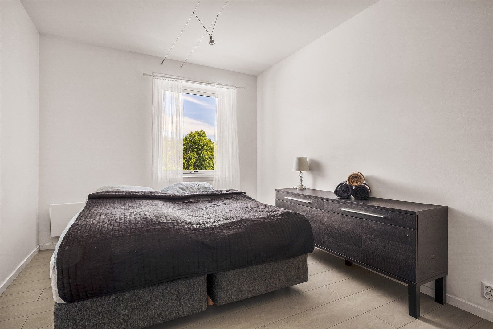 Hovedsoverom i utleieleiligheten. Galleribilde