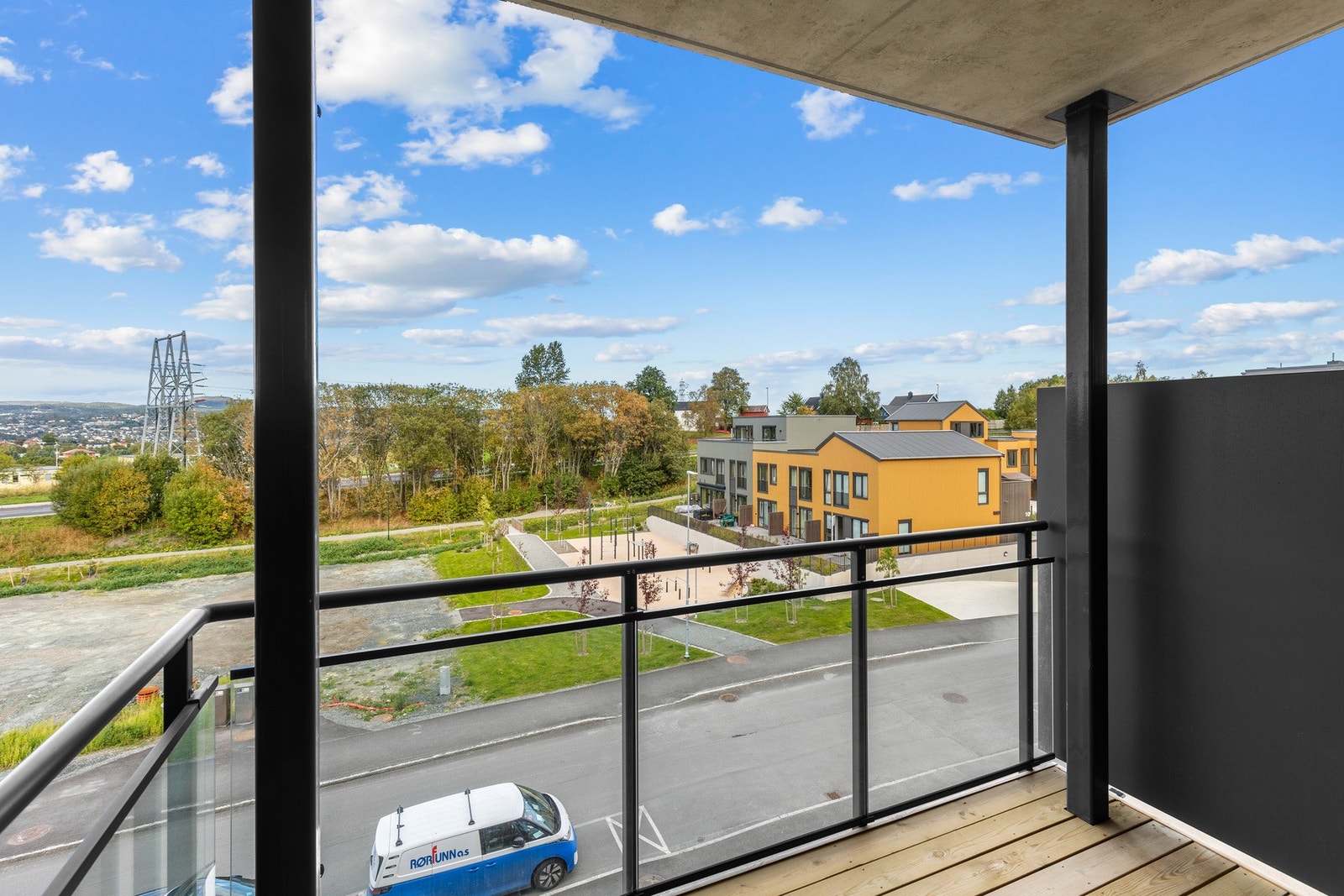 Her har man fantastiske solforhold fra midt på dagen til langt på kveld. Galleribilde