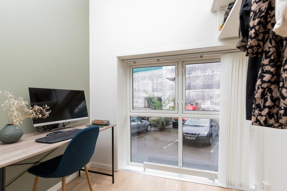 Disponibelt rom Galleribilde