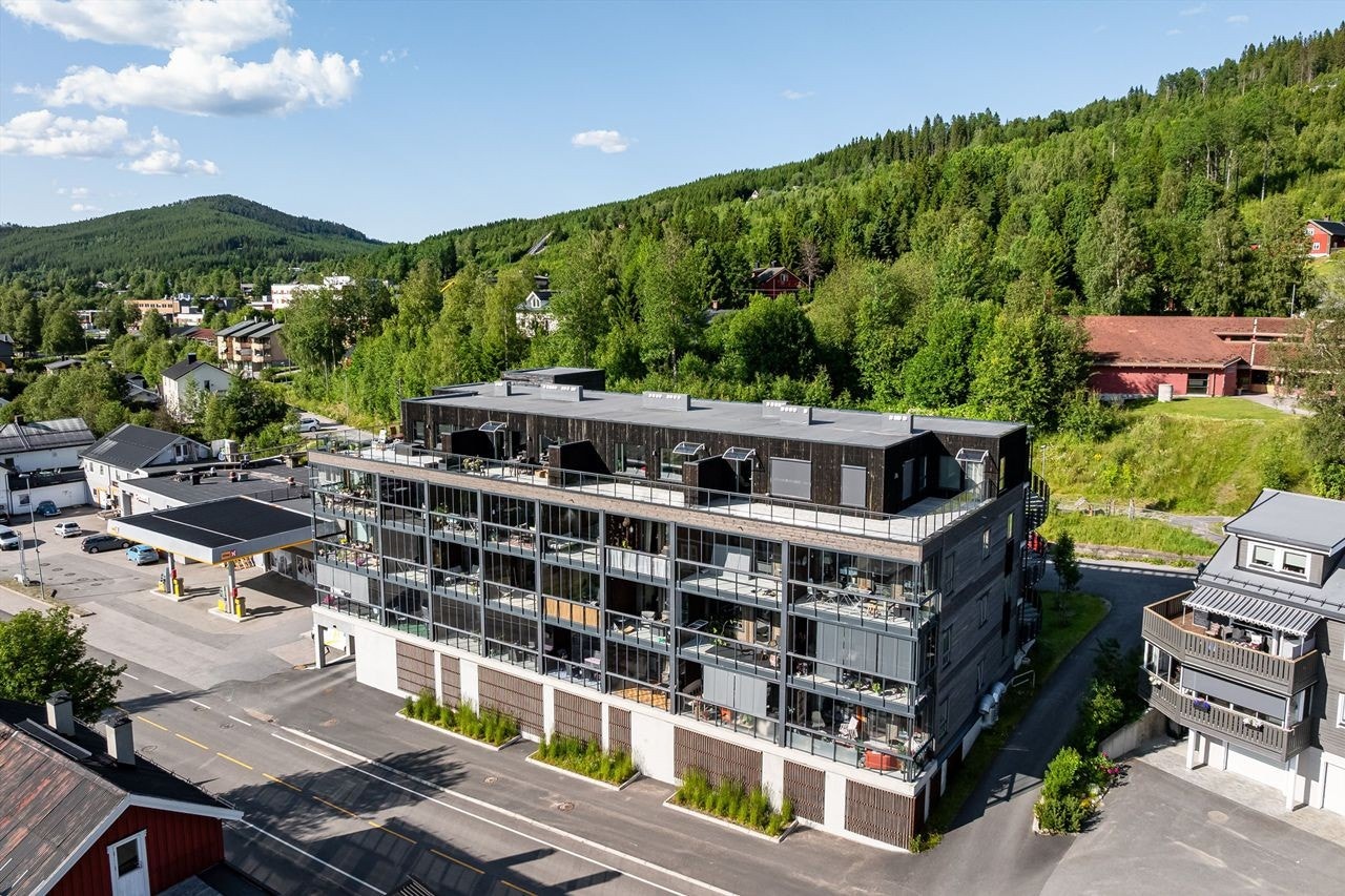 Med umiddelbar nærhet til skog og mark er turmulighetene mange, sommer som vinter. Galleribilde