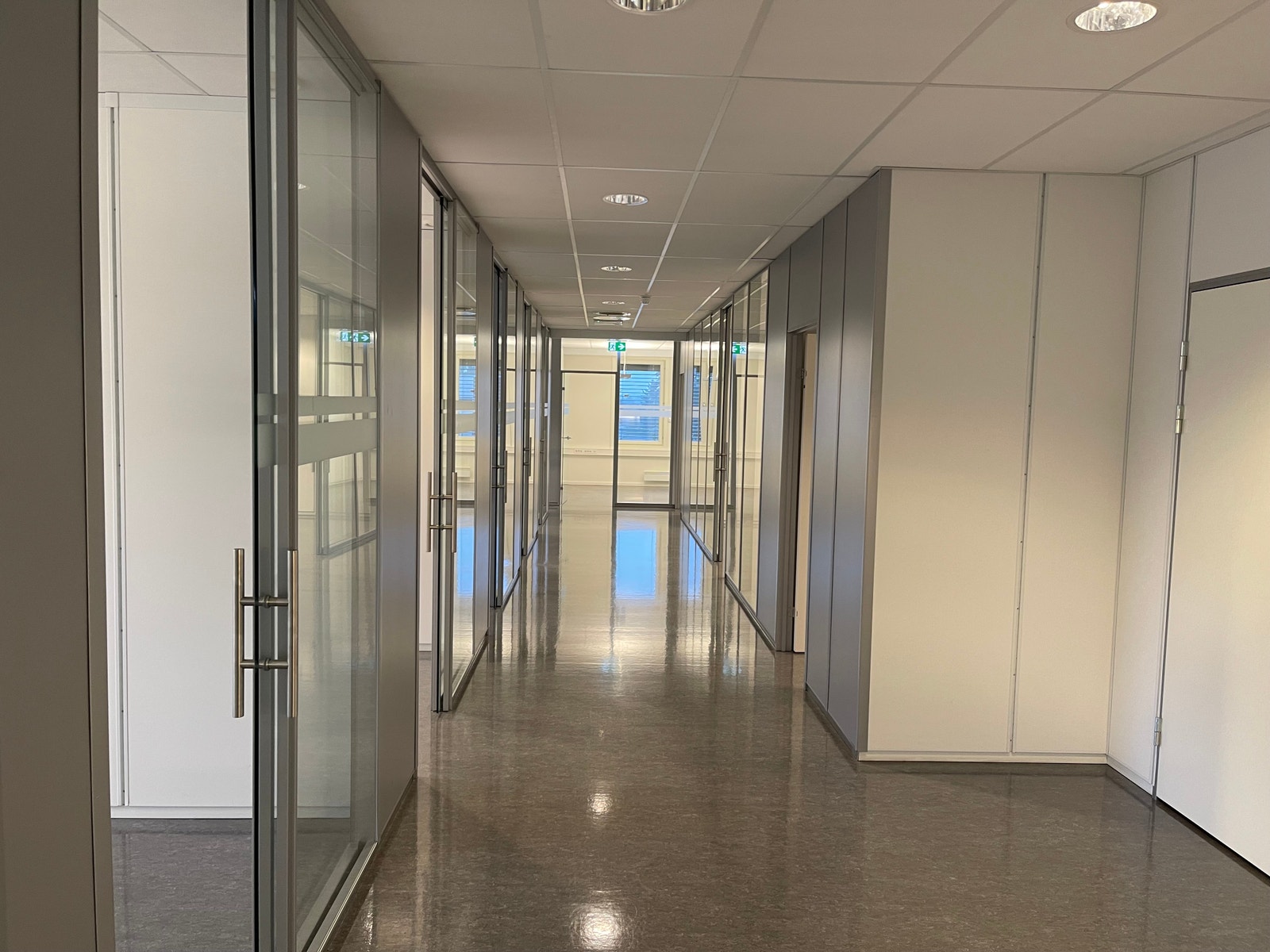 Ledig kontor i 3 etg. 225 kvm bta. Galleribilde