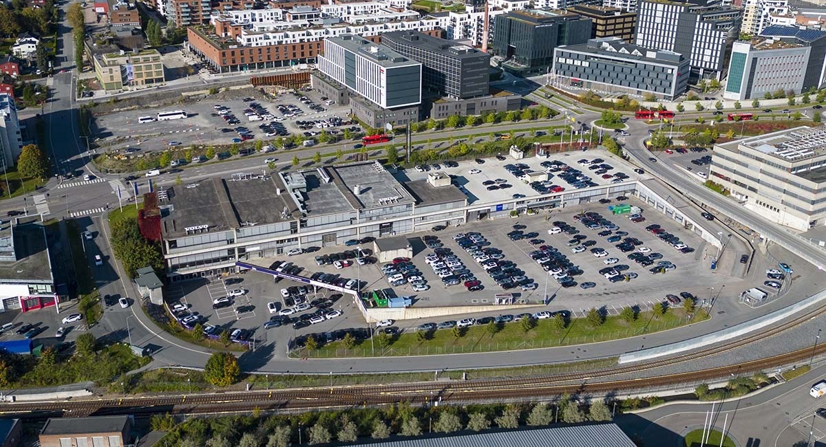 Eiendommen har god parkeringsdekning Galleribilde