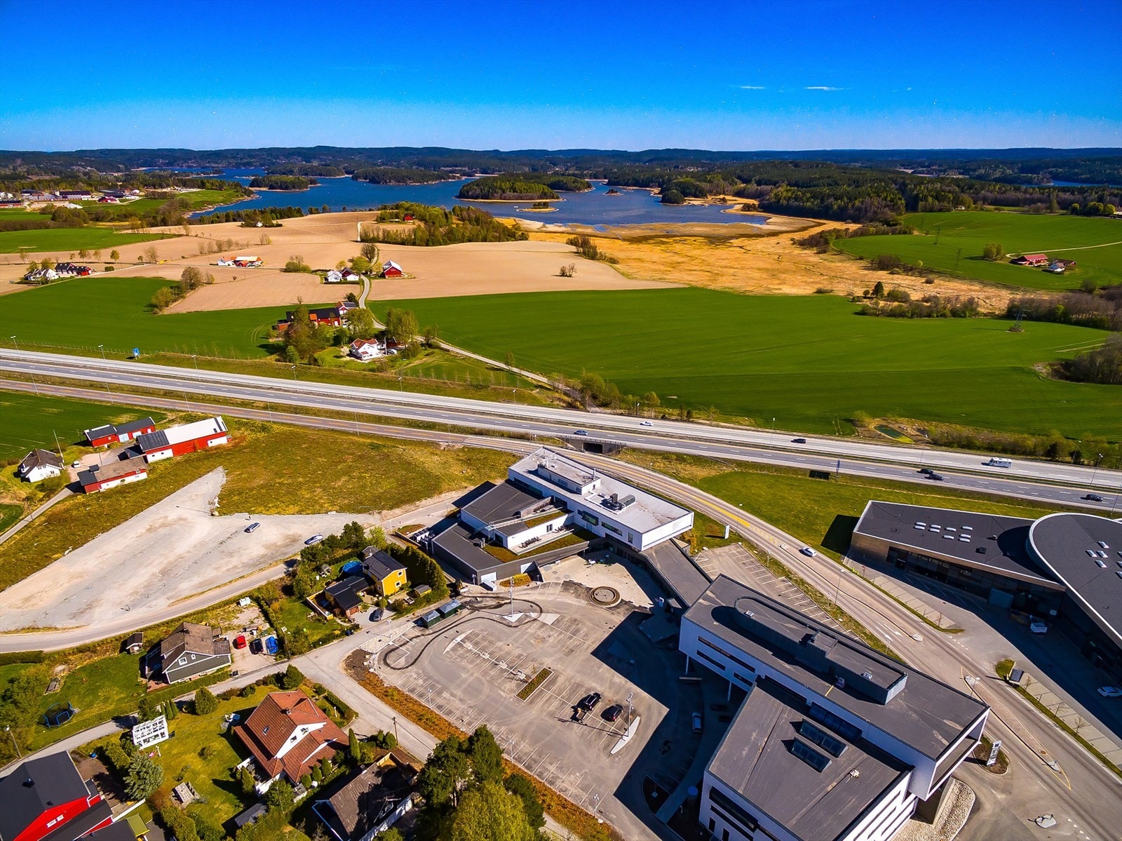 Suveren beliggenhet sentralt i Østfold Galleribilde