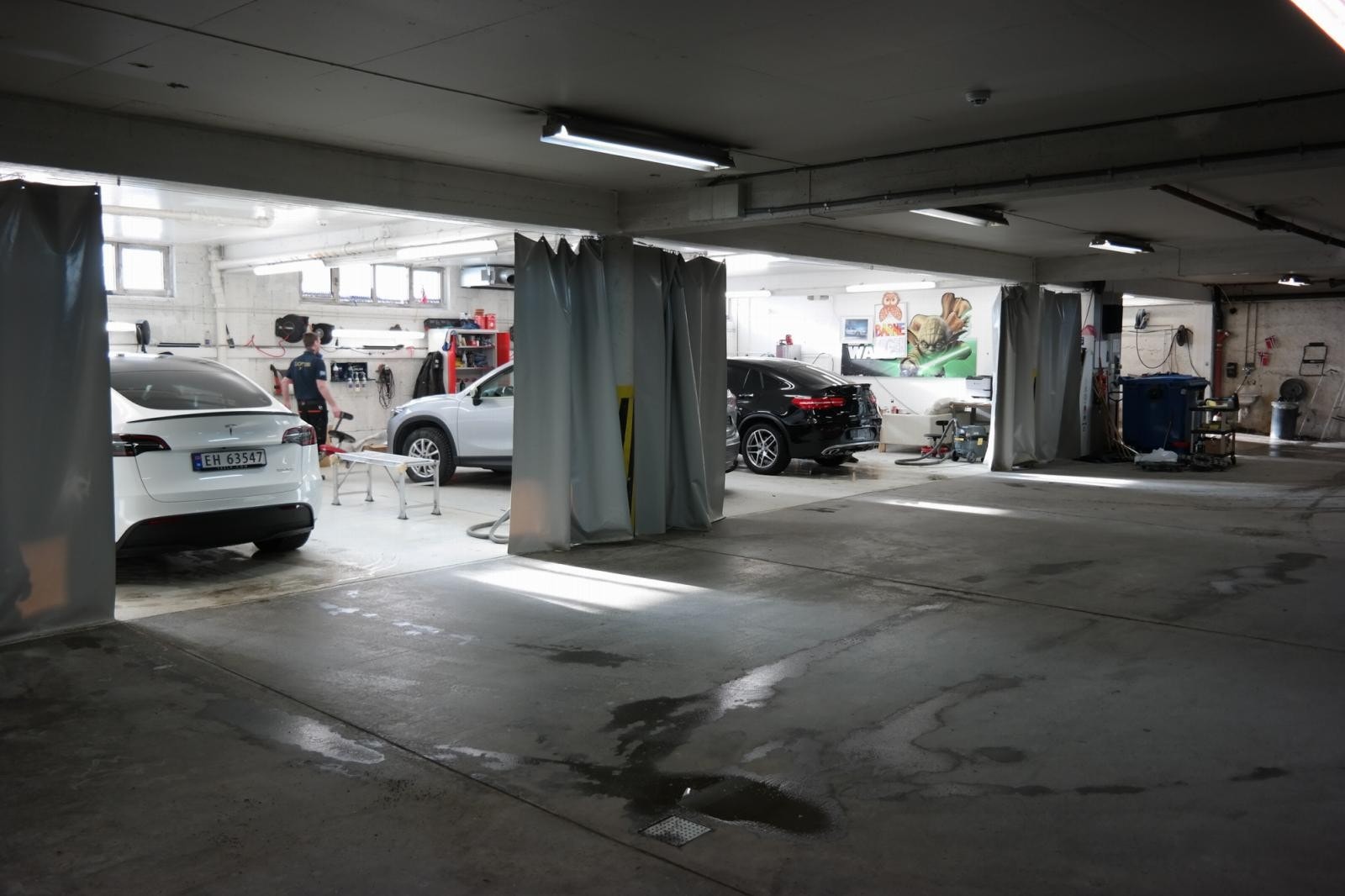 Bilpleieavd. Galleribilde