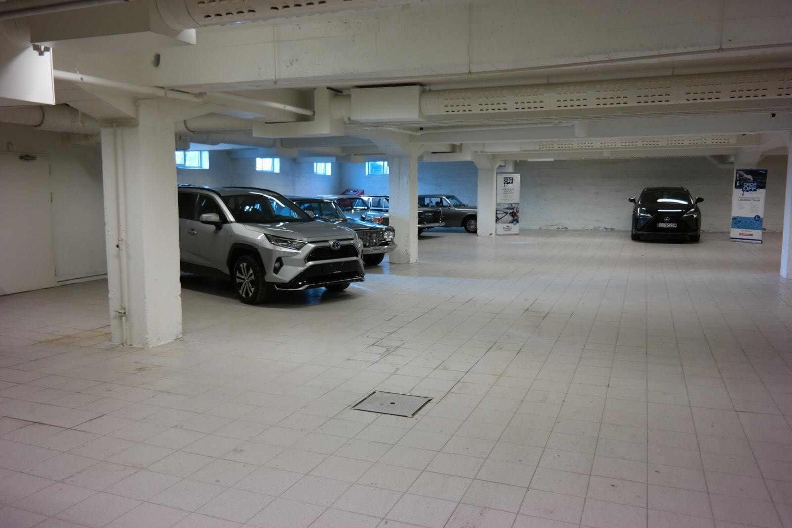 Parkeringskjeller. Galleribilde