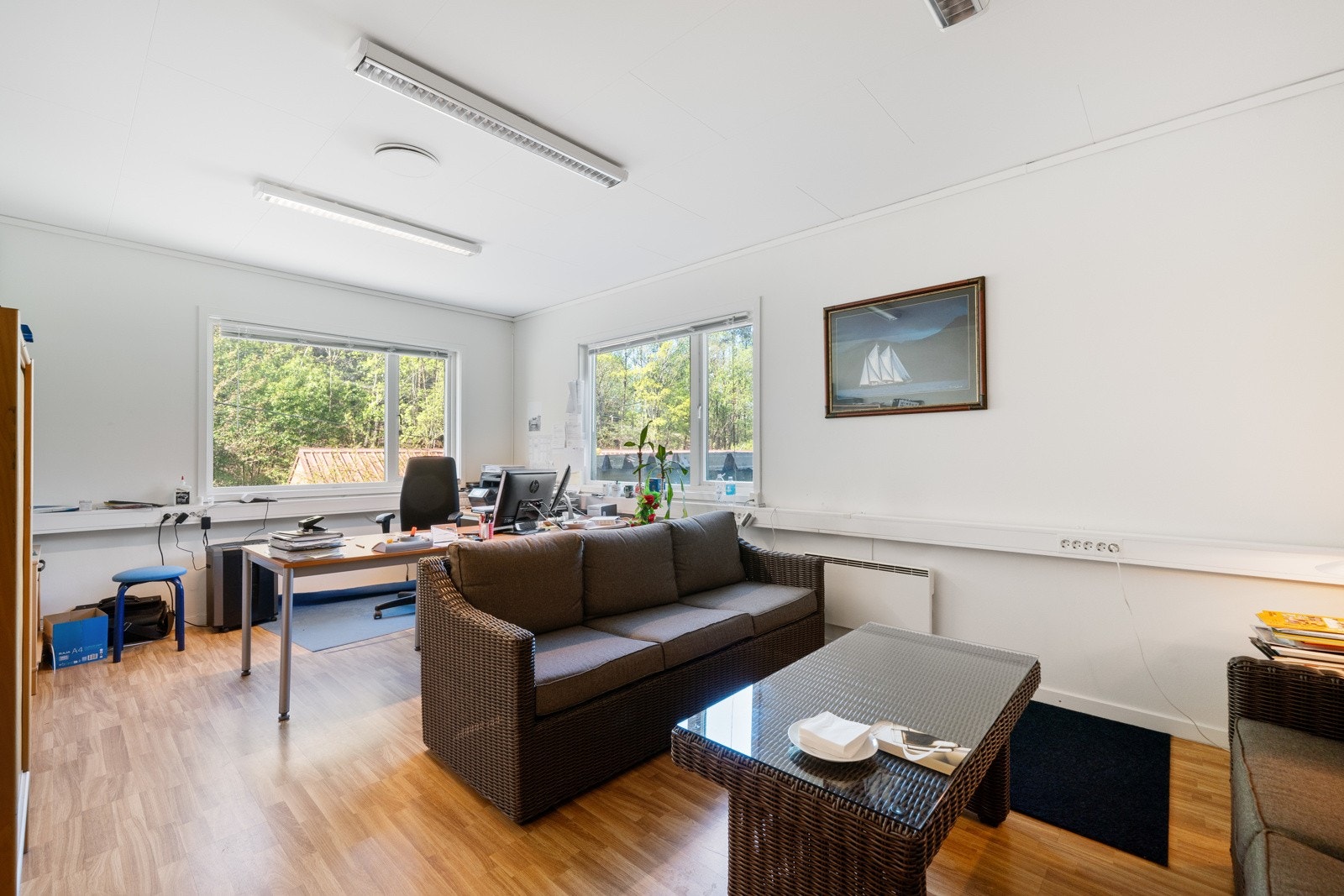 God plass til flere konotrmedarbeidere Galleribilde