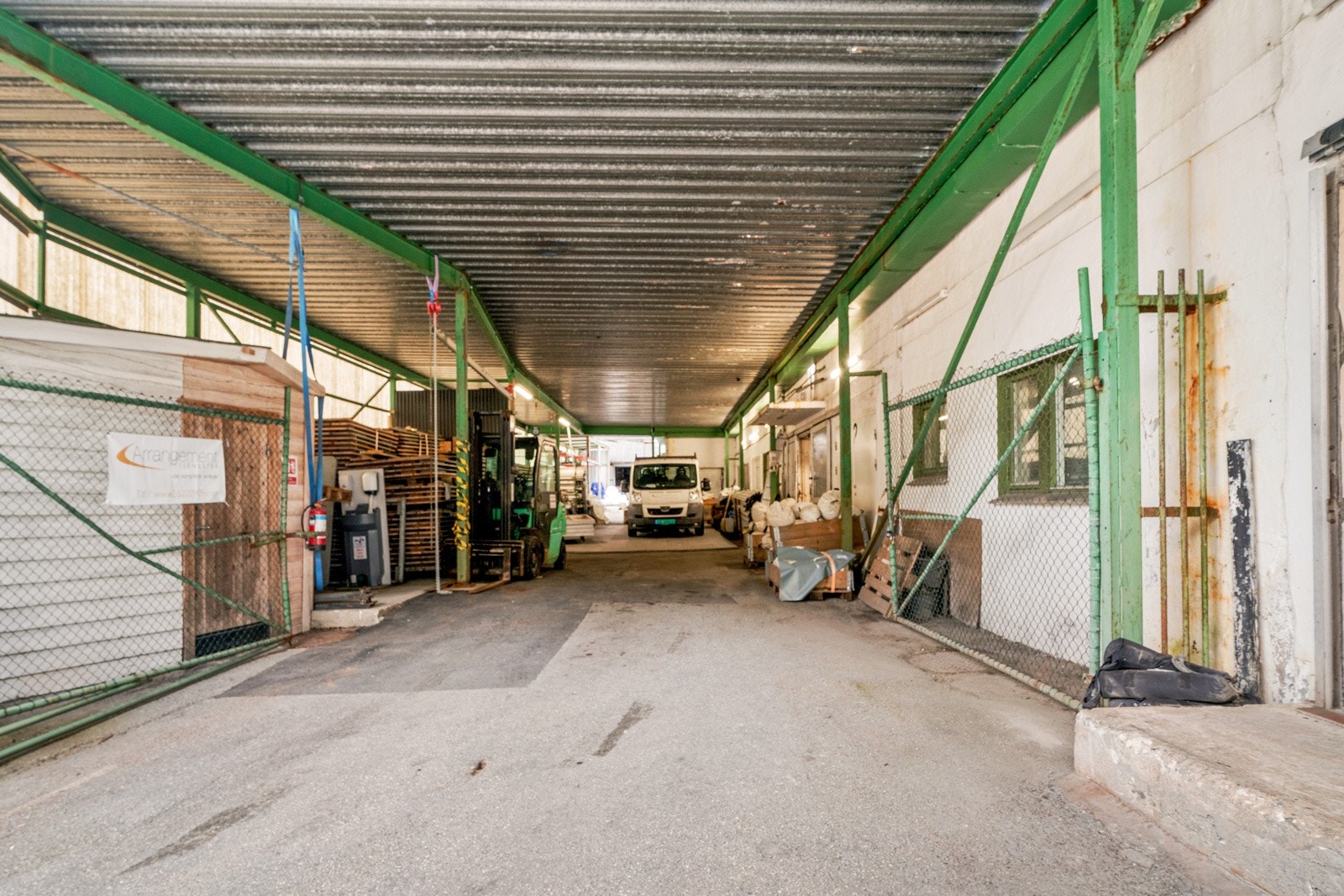 Enkel tilkomst med varebil Galleribilde