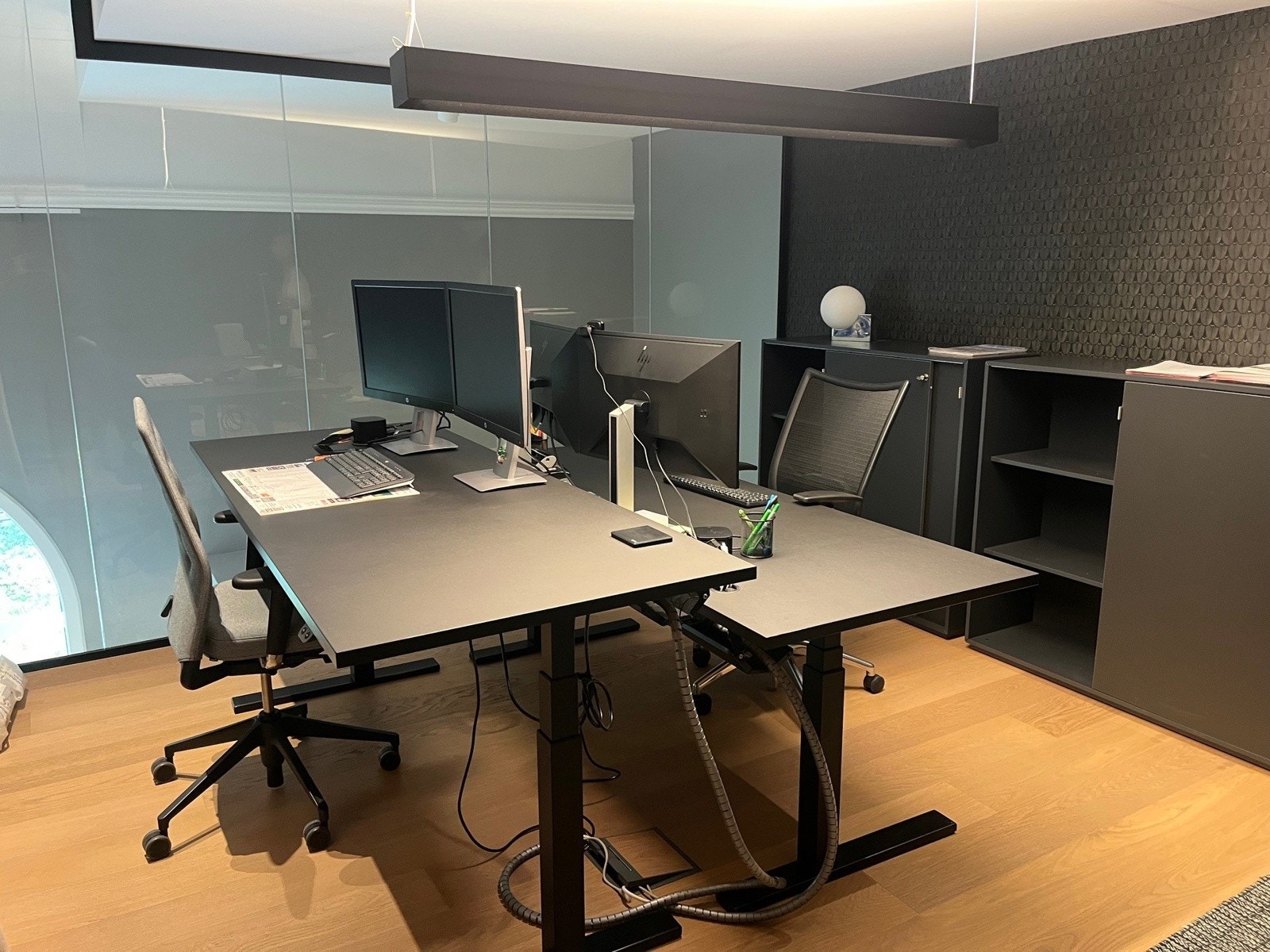 Dobbelkontor Galleribilde