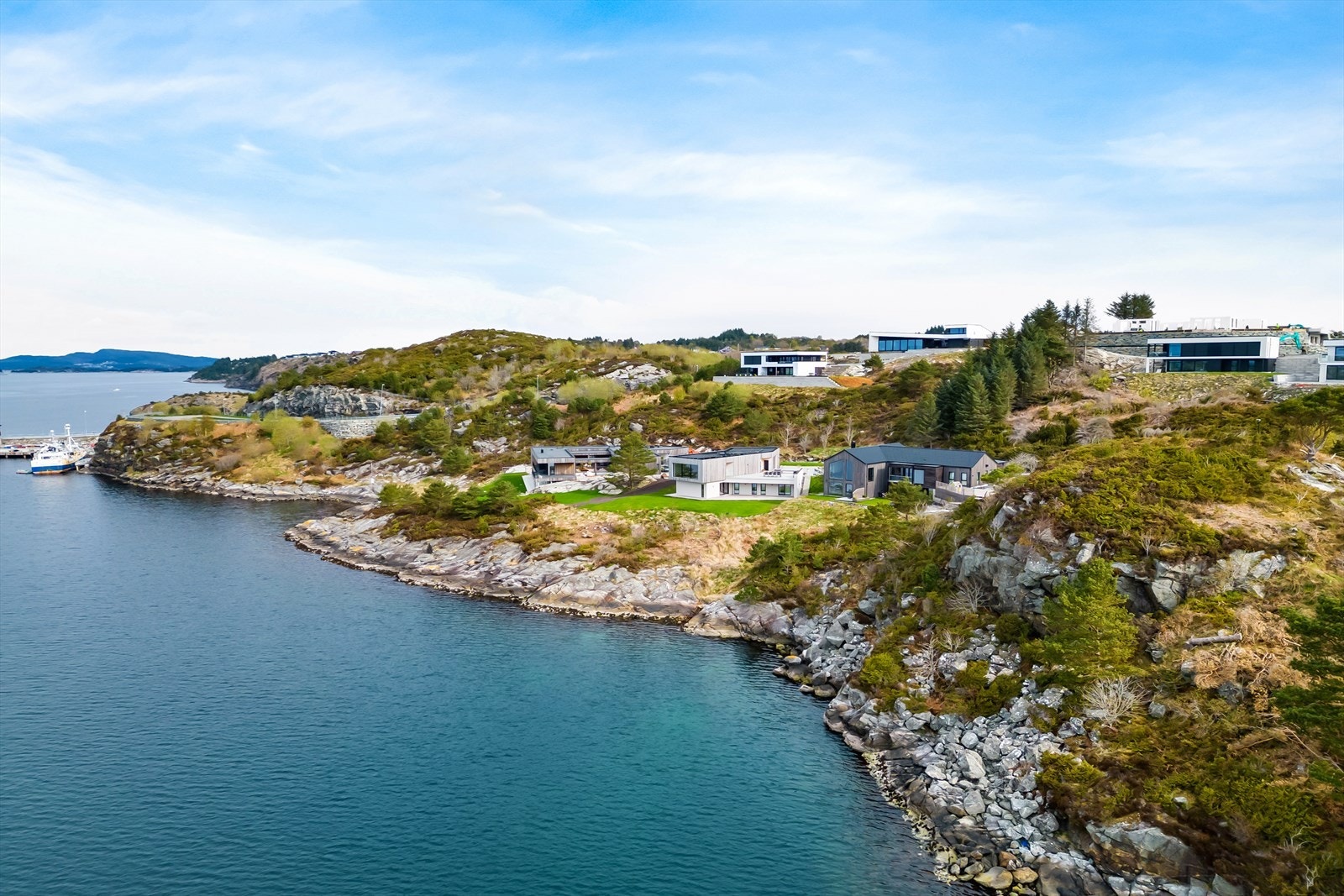 objpict_6146098209105_0.jpg Galleribilde