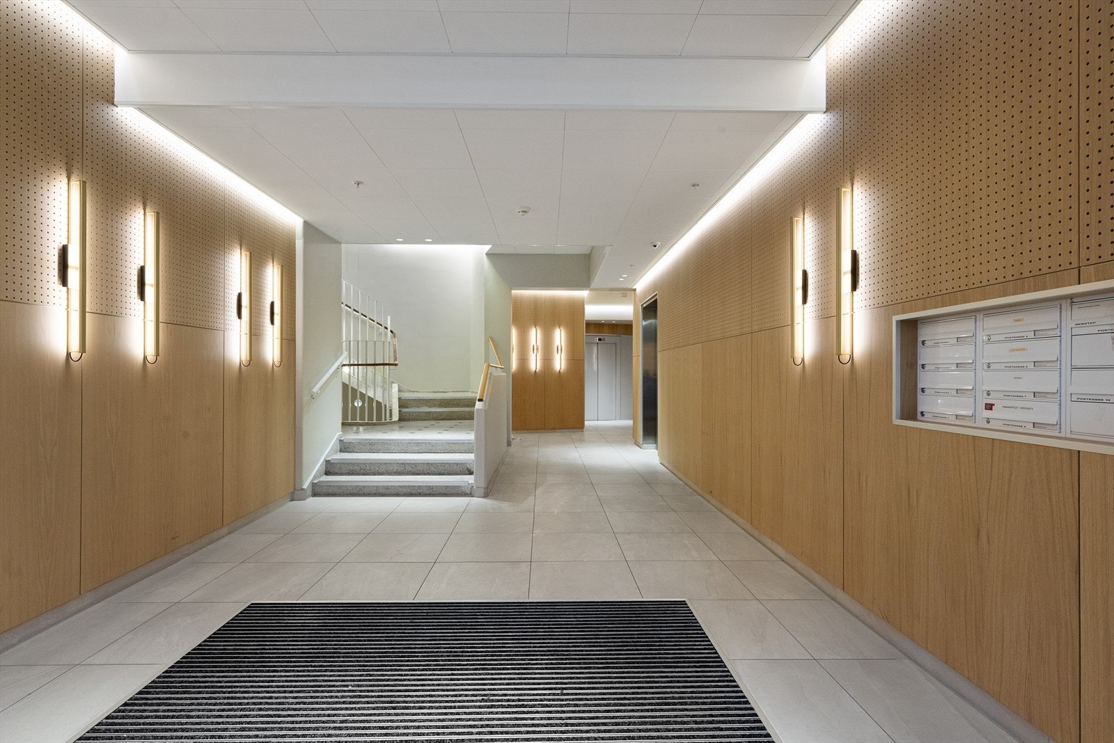 Inngangsparti fra Verksgata Galleribilde