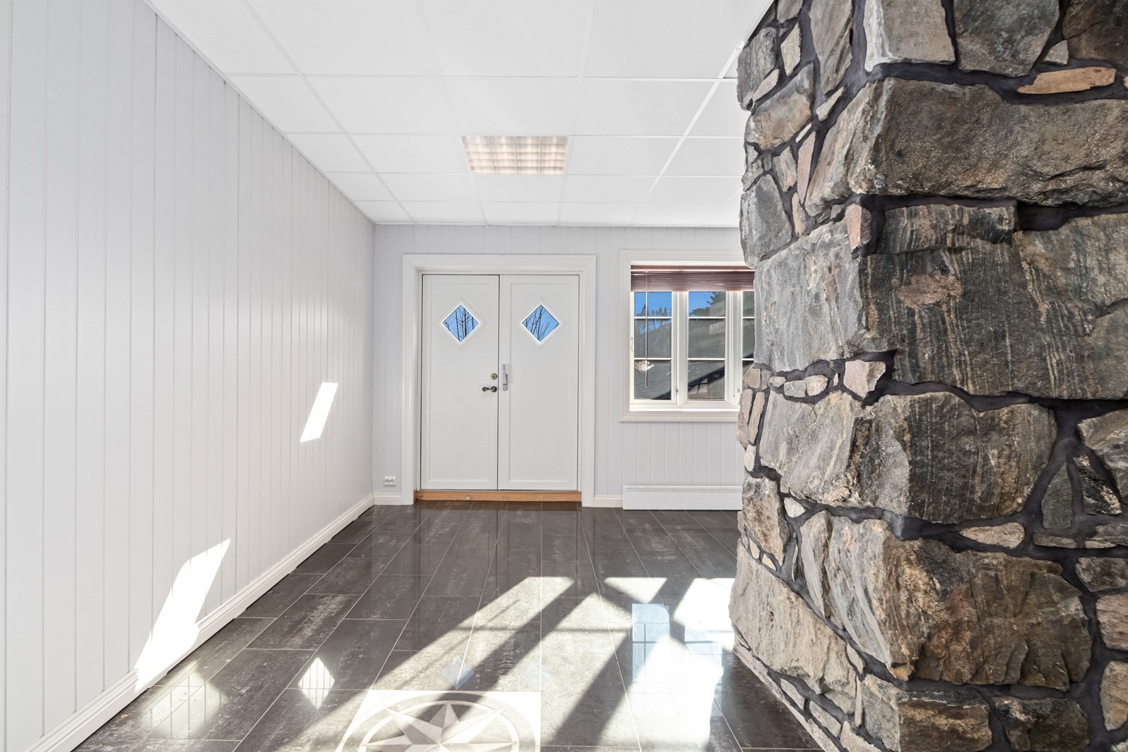 Egen utgang til hyggelig uteplass. Galleribilde