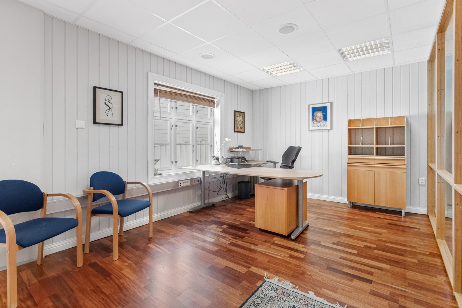 Kontorlokaler i 1.etg. Galleribilde