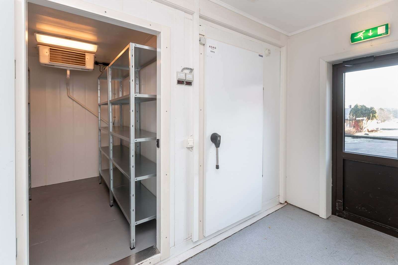 Kjøkken kjøl- og fryserom Galleribilde