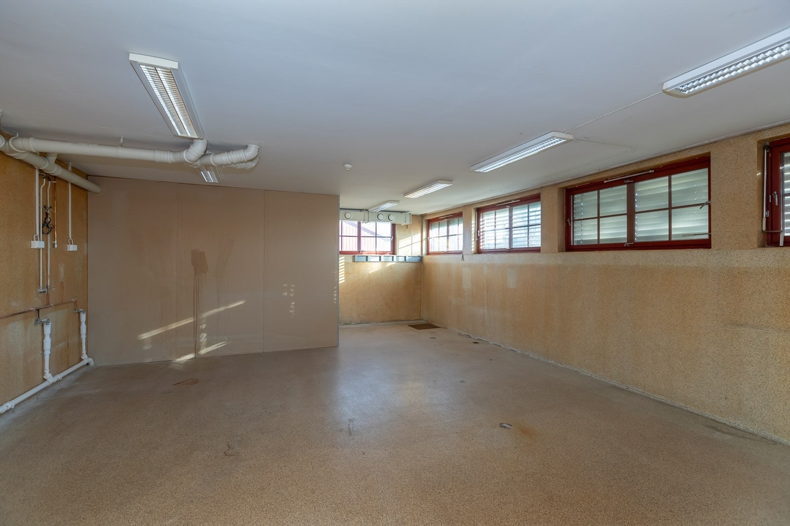 Kjellerrom i nyere del Galleribilde