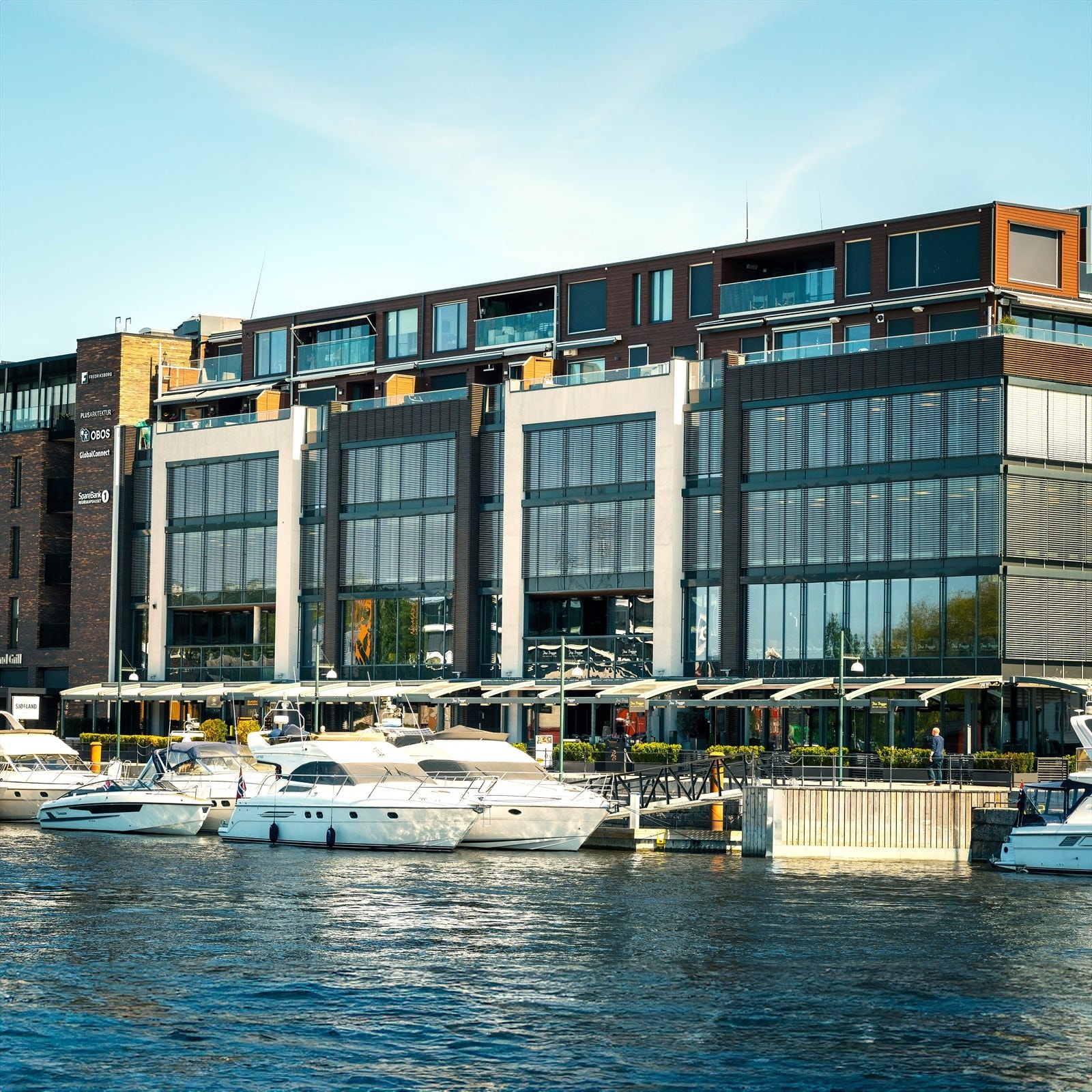 Det er også mulighet for gjestebesøk med båt Galleribilde