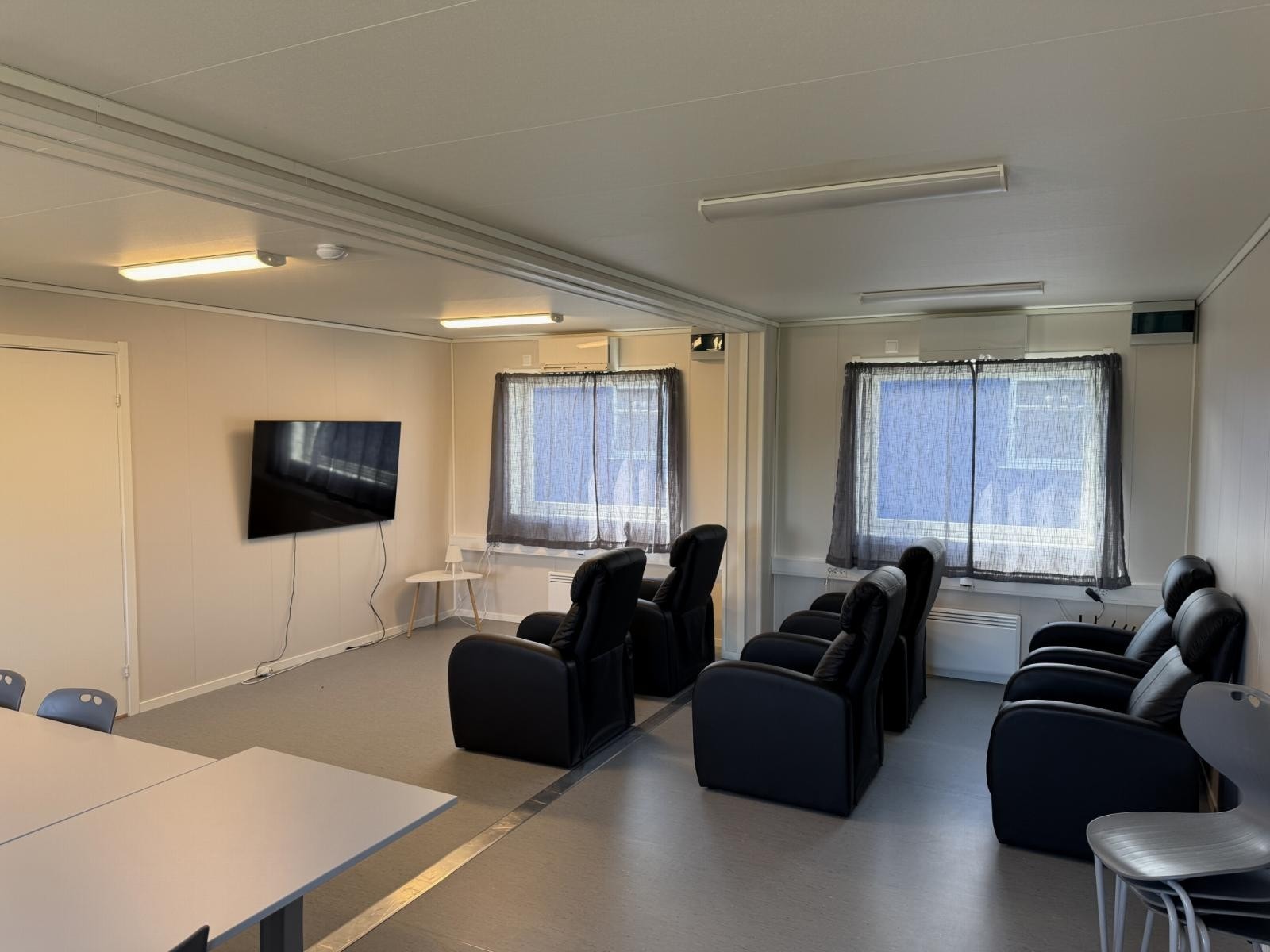 Sosialrom adm. Galleribilde