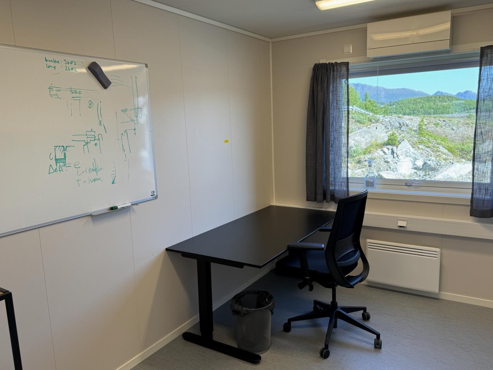 Kontor. Galleribilde