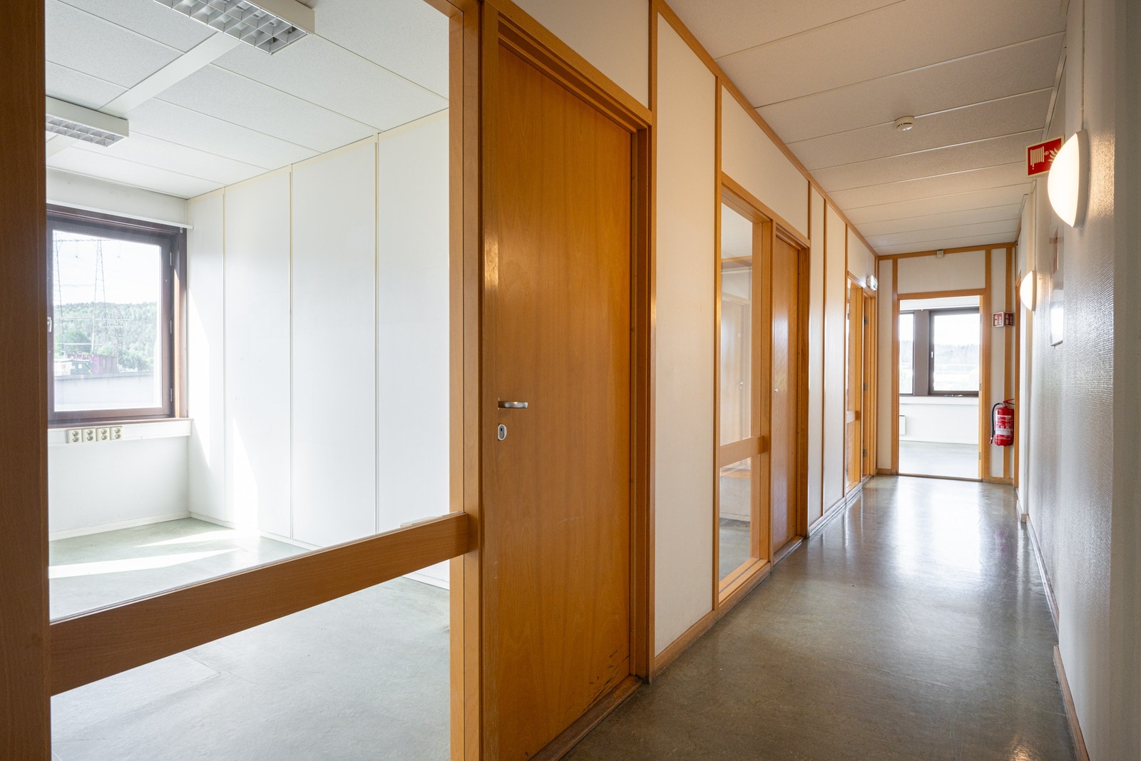 Bildene viser dagens standard. Gårdeier er fleksibel og kan tilpasse og oppgradere lokalene i samarbeid med leietaker. Galleribilde