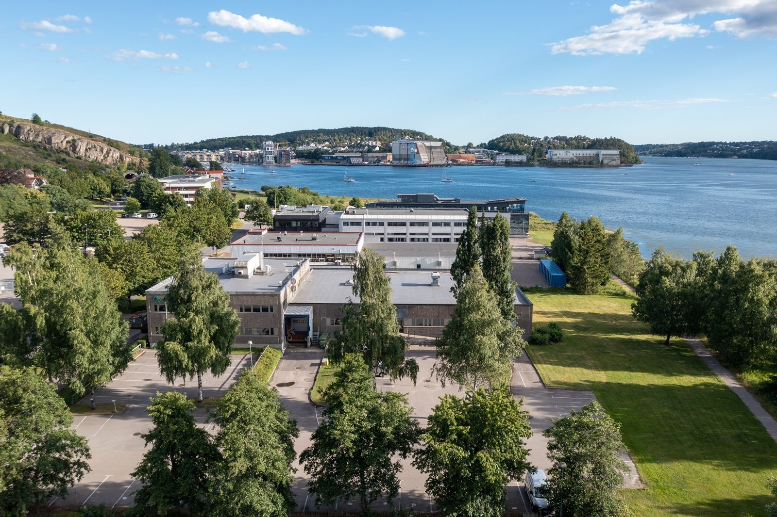 Dronefoto av eiendommen Galleribilde