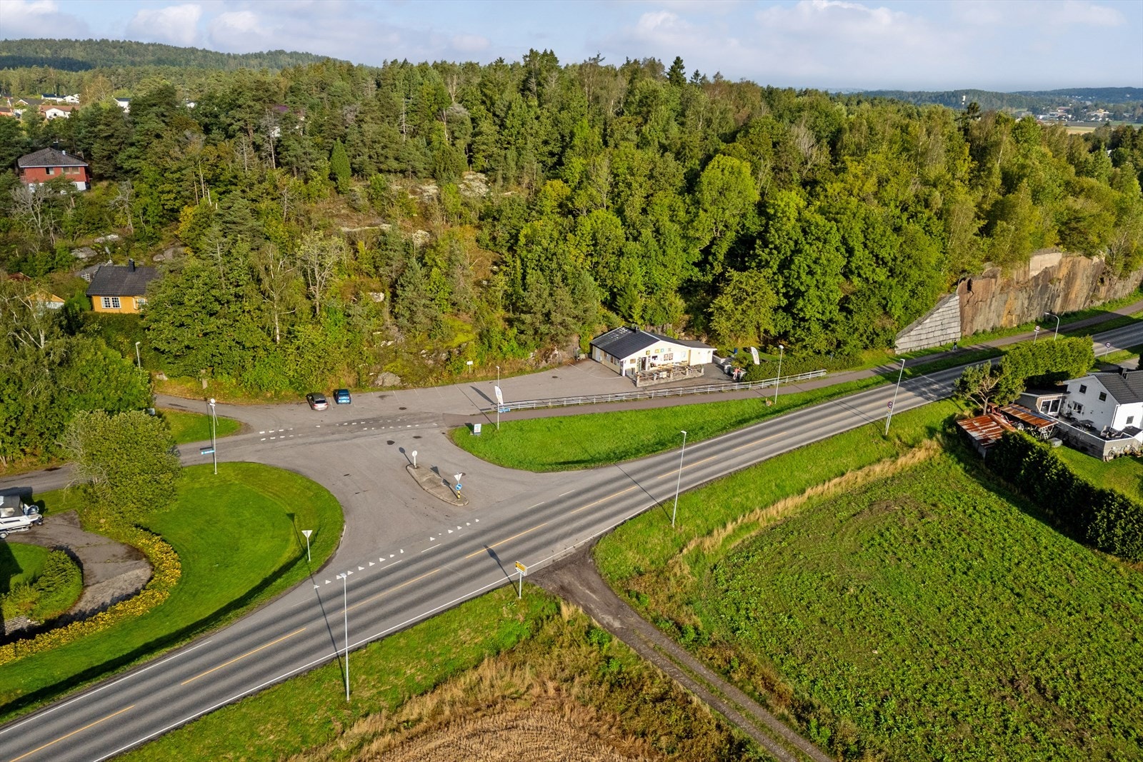 008.jpg Galleribilde