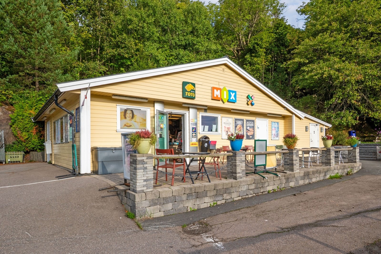 010.jpg Galleribilde