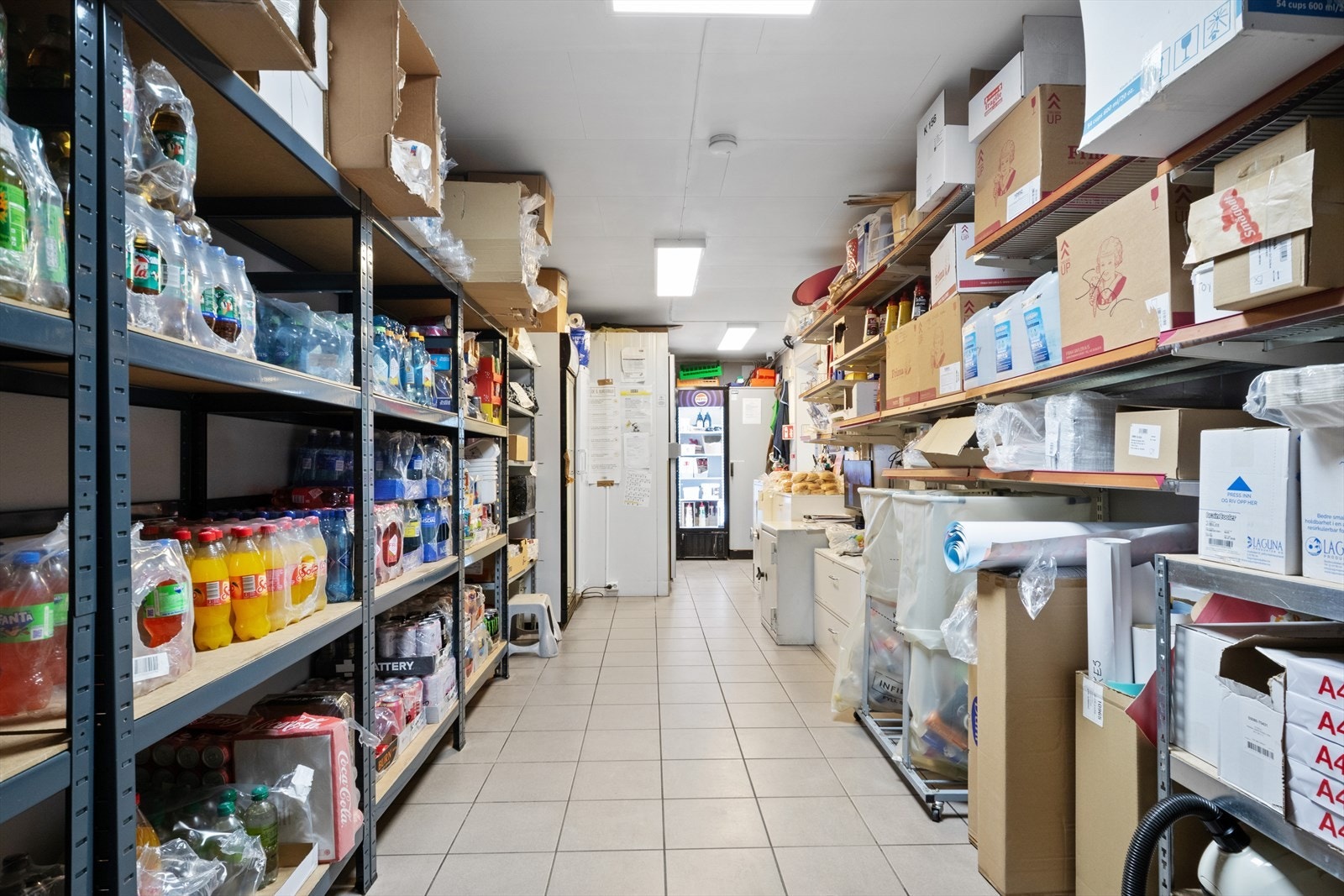 057.jpg Galleribilde