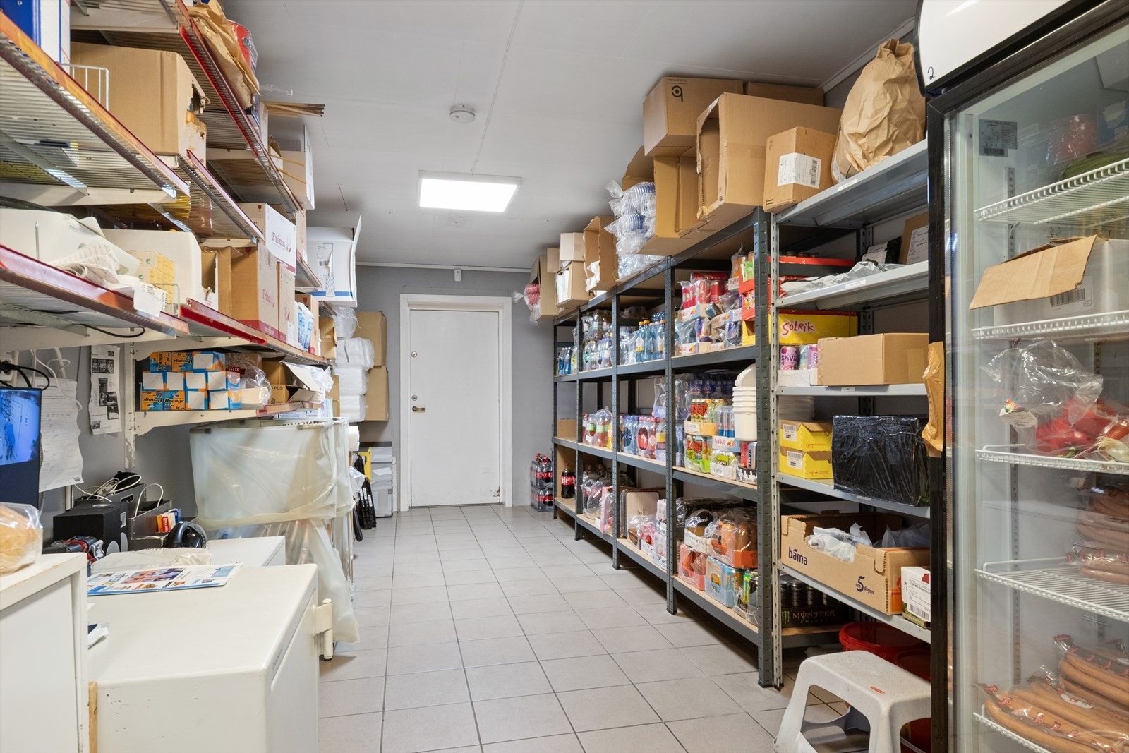 056.jpg Galleribilde