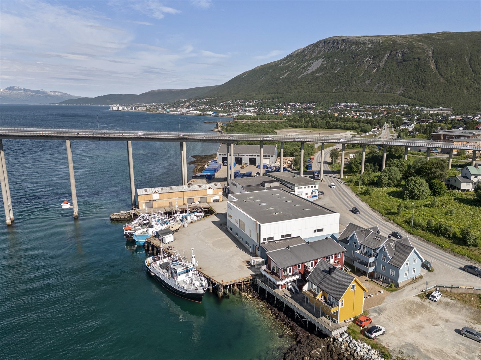 Nært hovedveien Galleribilde