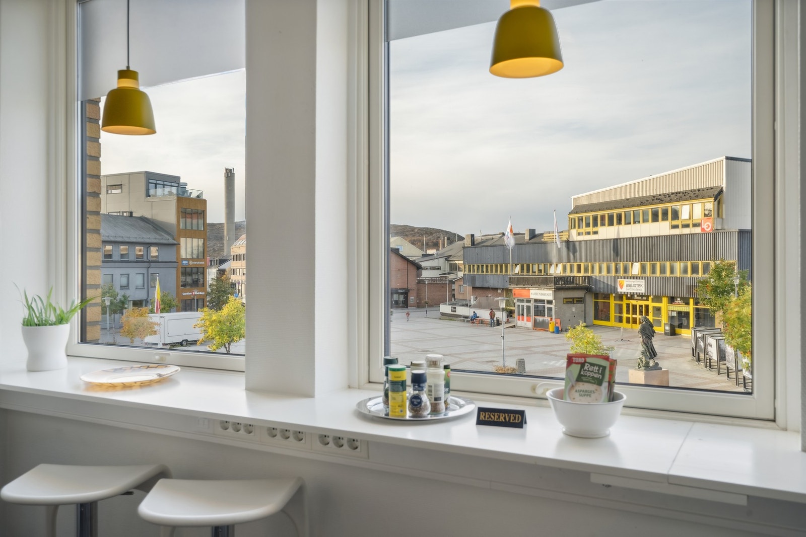 Utsikt og kjøkken Galleribilde