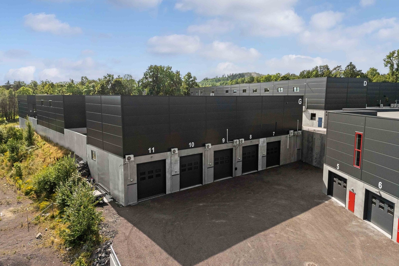 -001.jpg Galleribilde