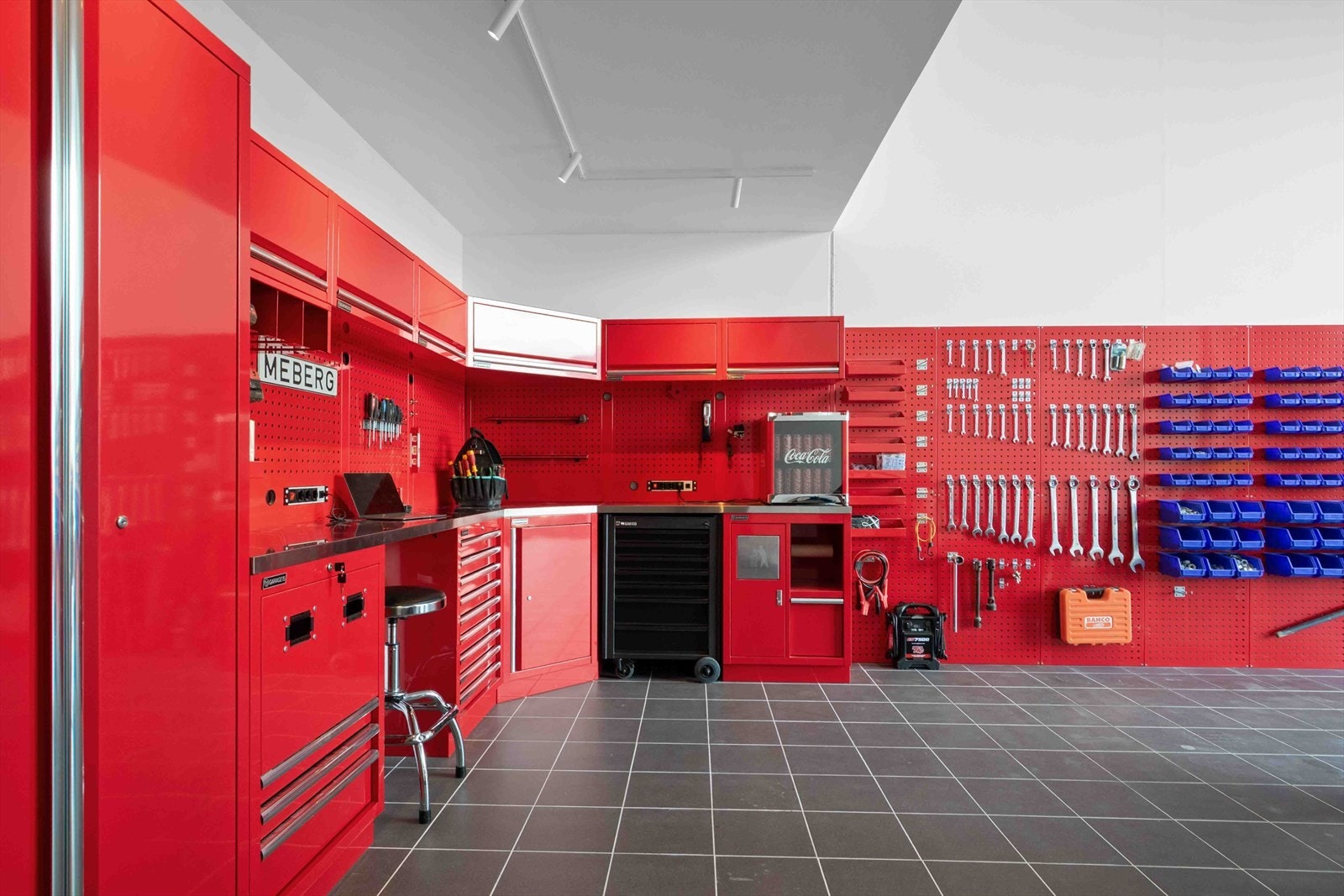 084.jpg Galleribilde