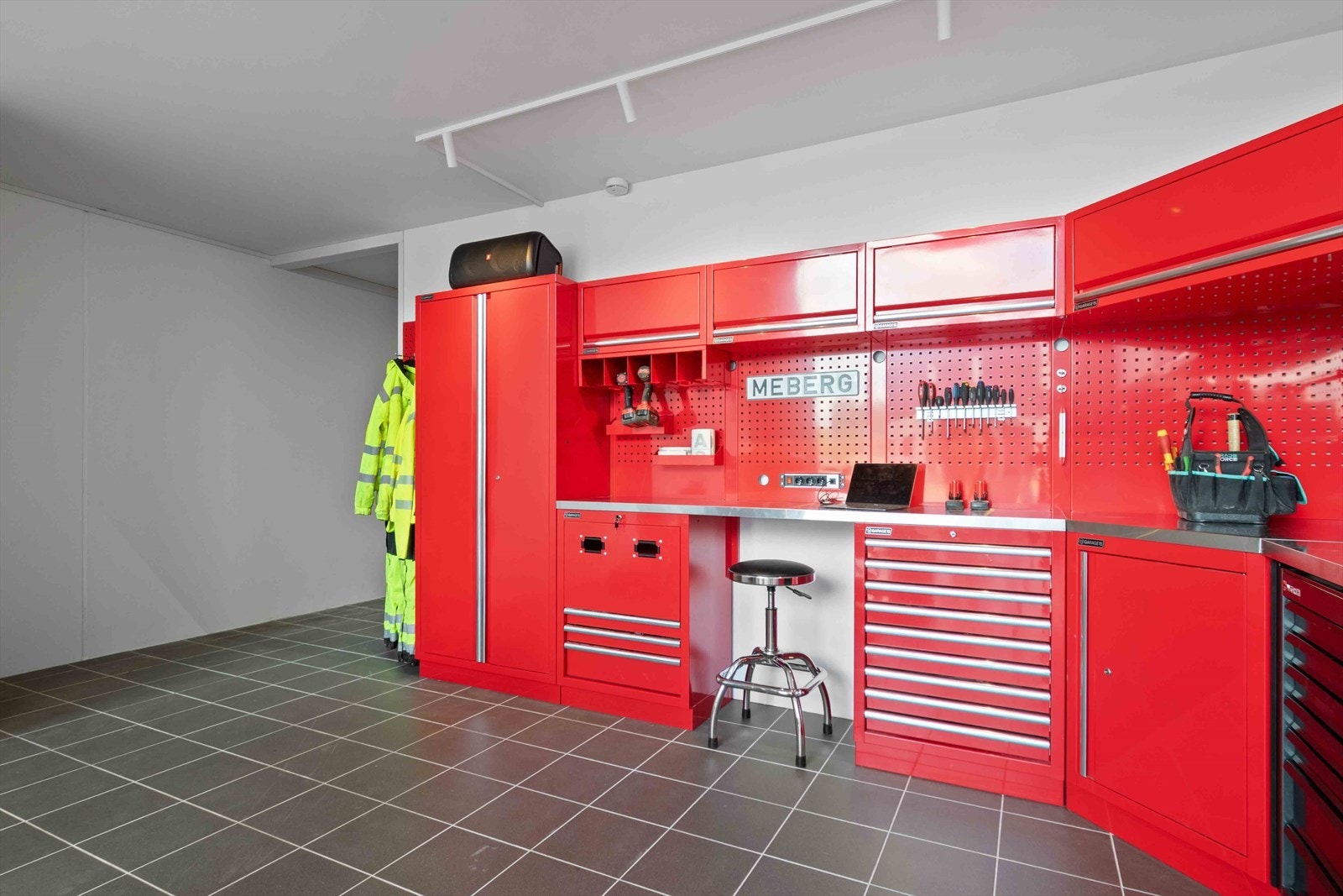 087.jpg Galleribilde