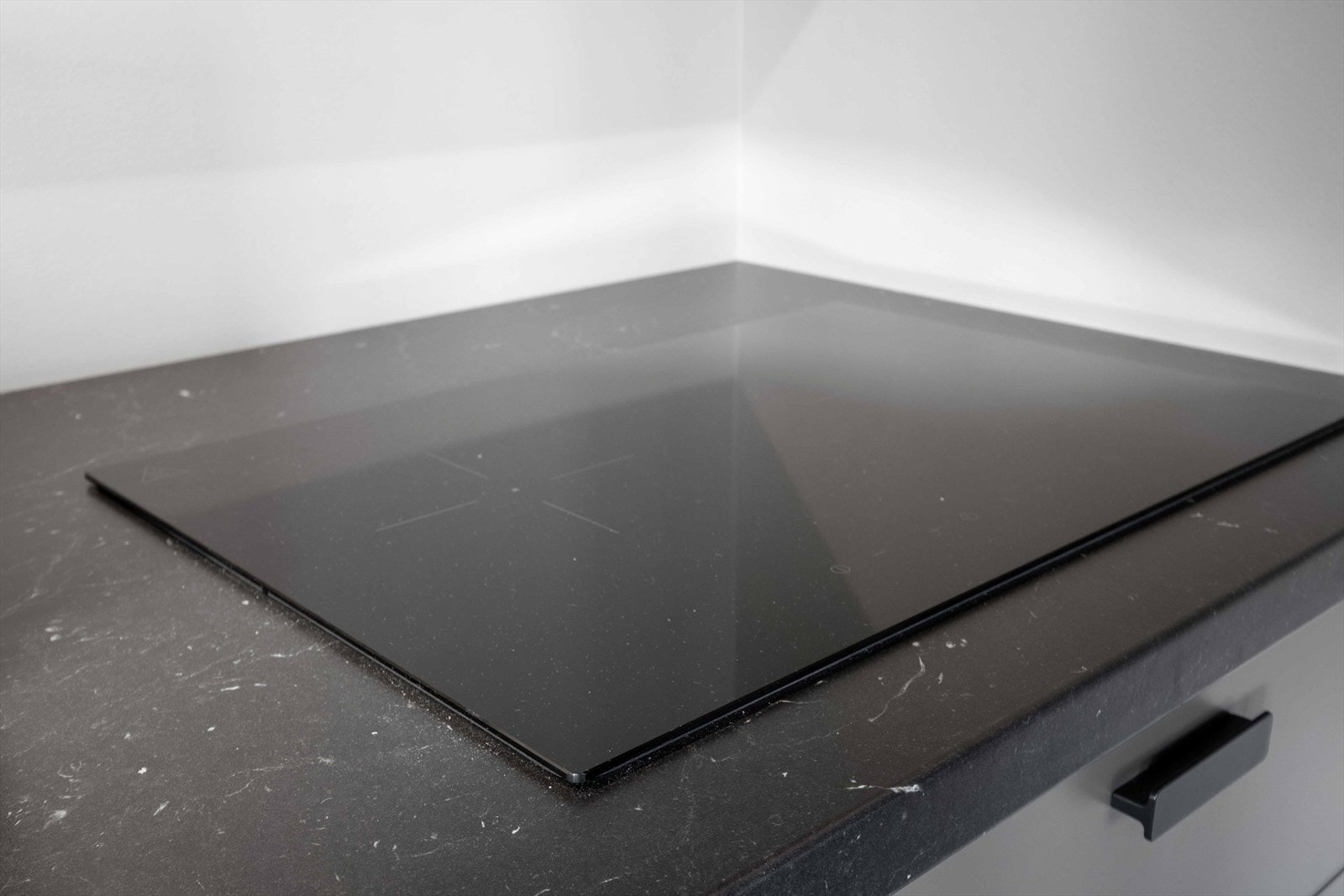 048.jpg Galleribilde