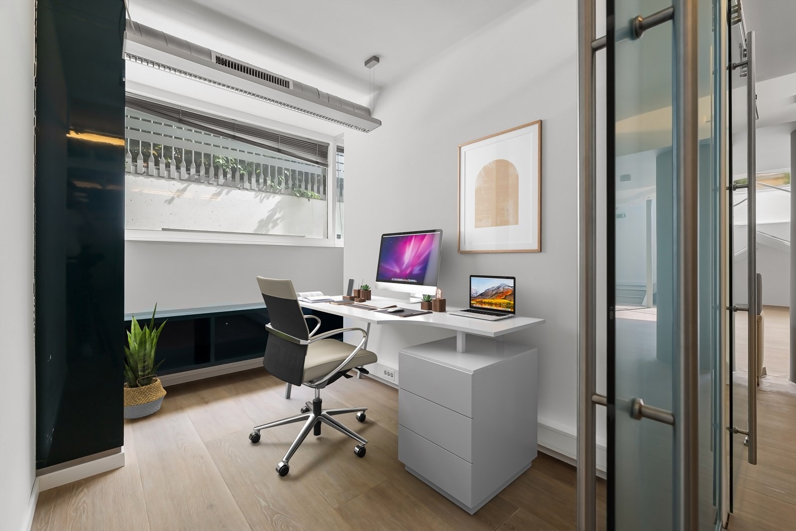 0M3A1647 V Galleribilde