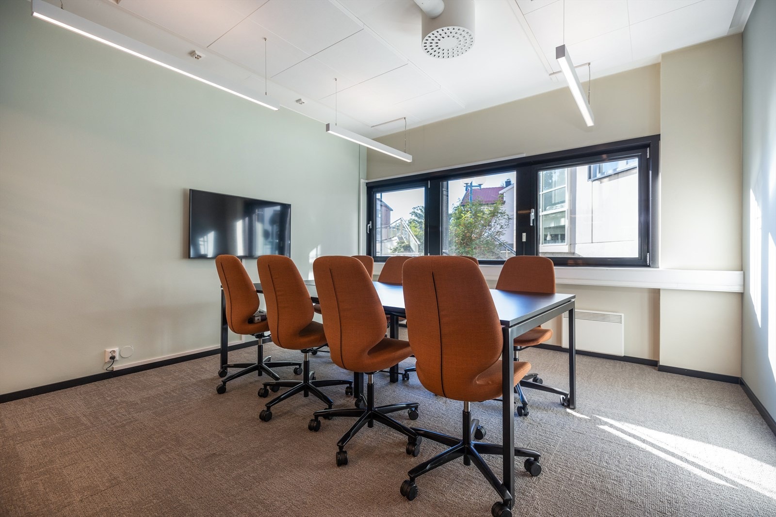 Lite møterom hos annen leietaker Galleribilde